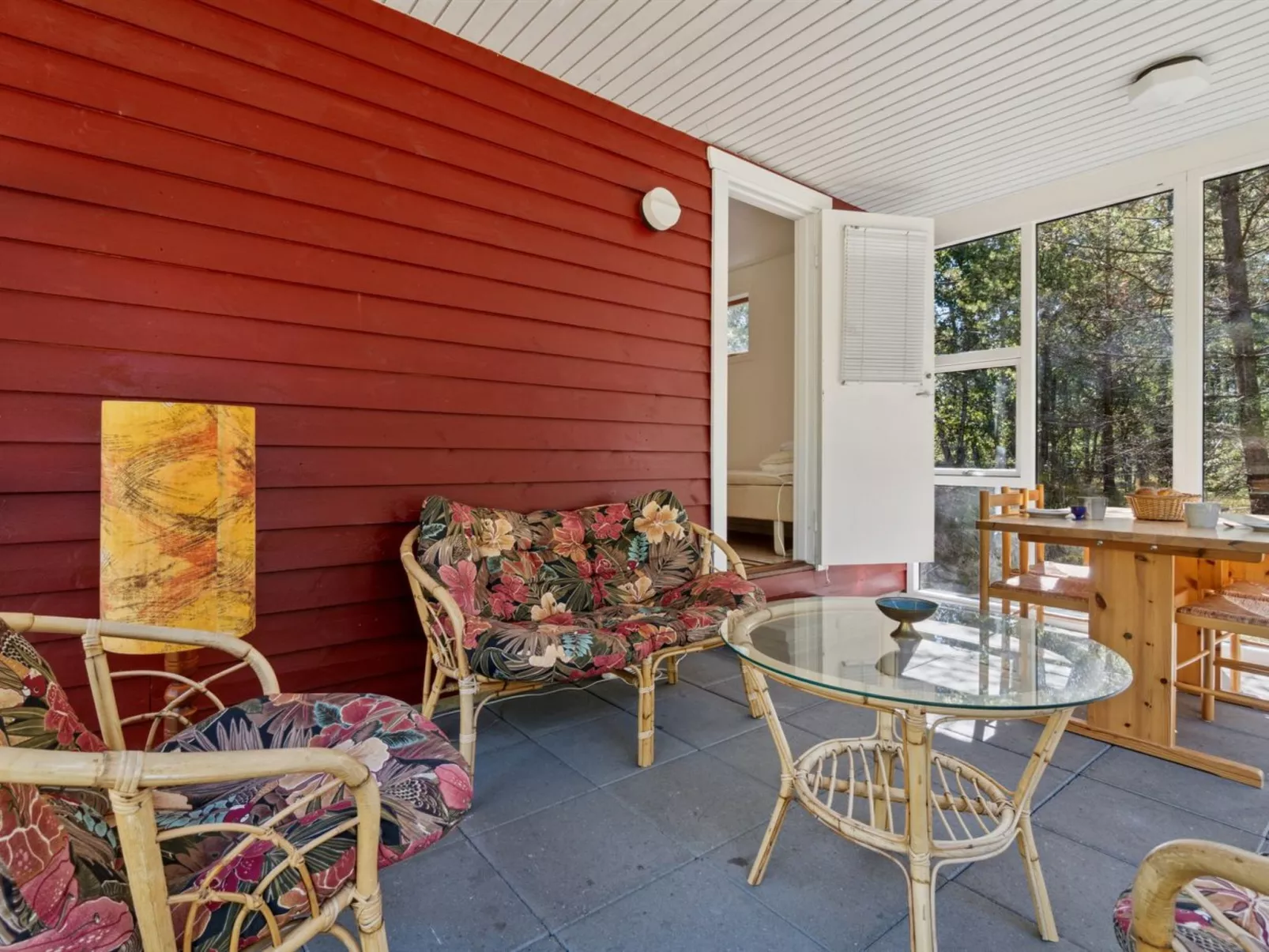 "Fredsine" - 1.2km from the sea-Binnen