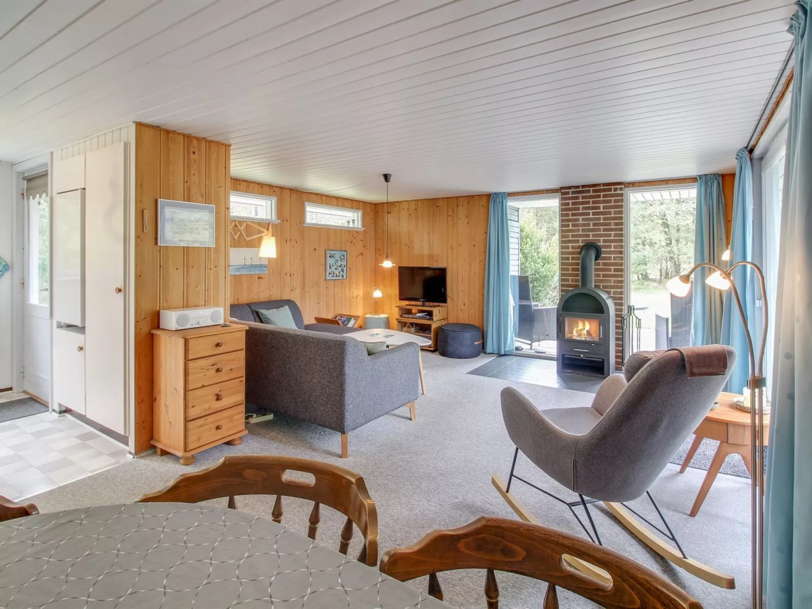 "Sonia" - 3km from the sea-Binnen