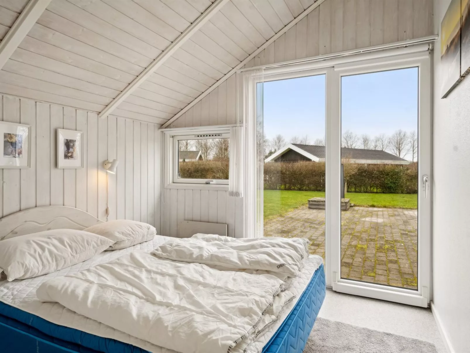 "Chrisse" - 250m from the sea-Binnen