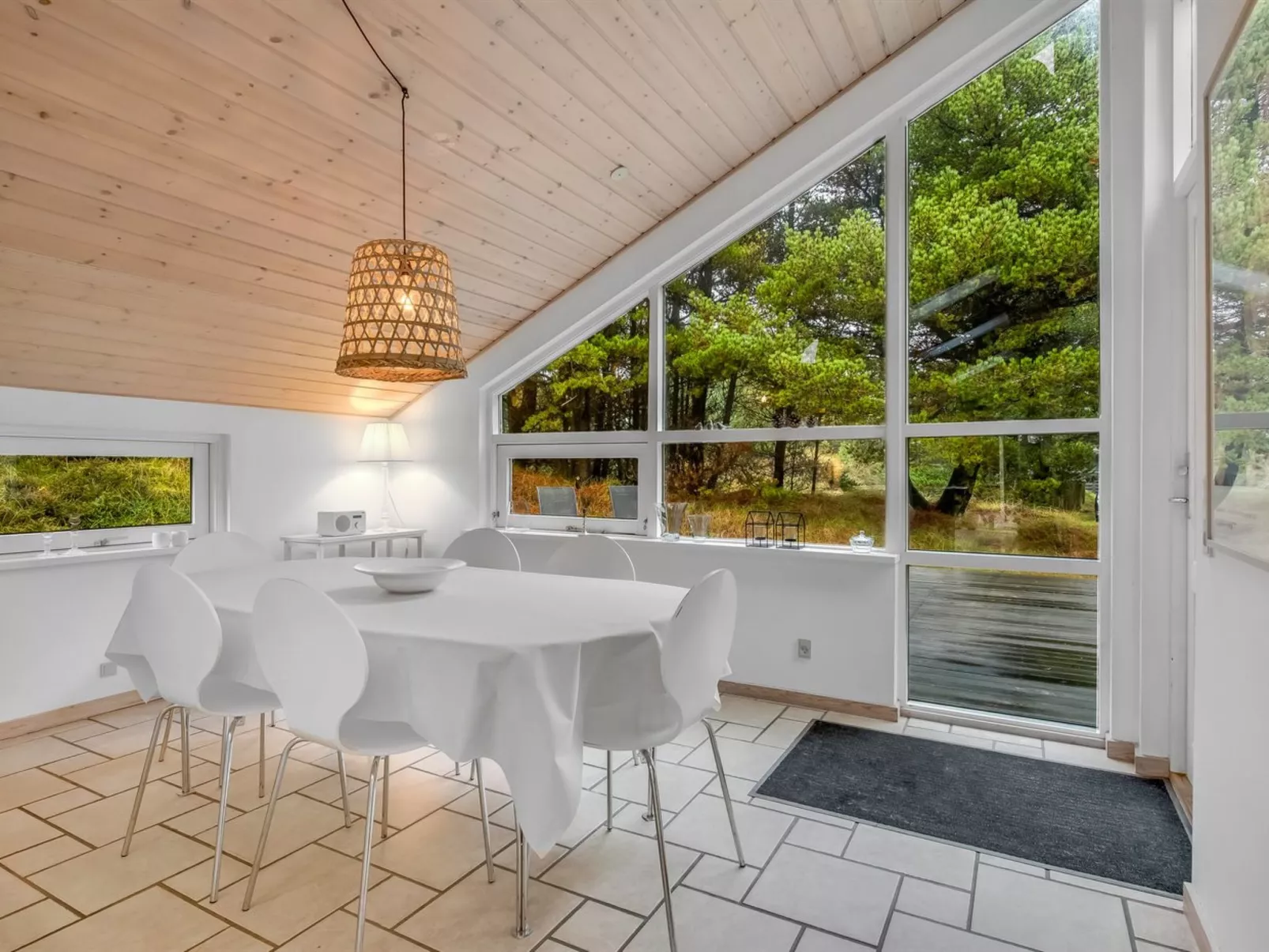 "Emila" - 2.2km from the sea-Binnen