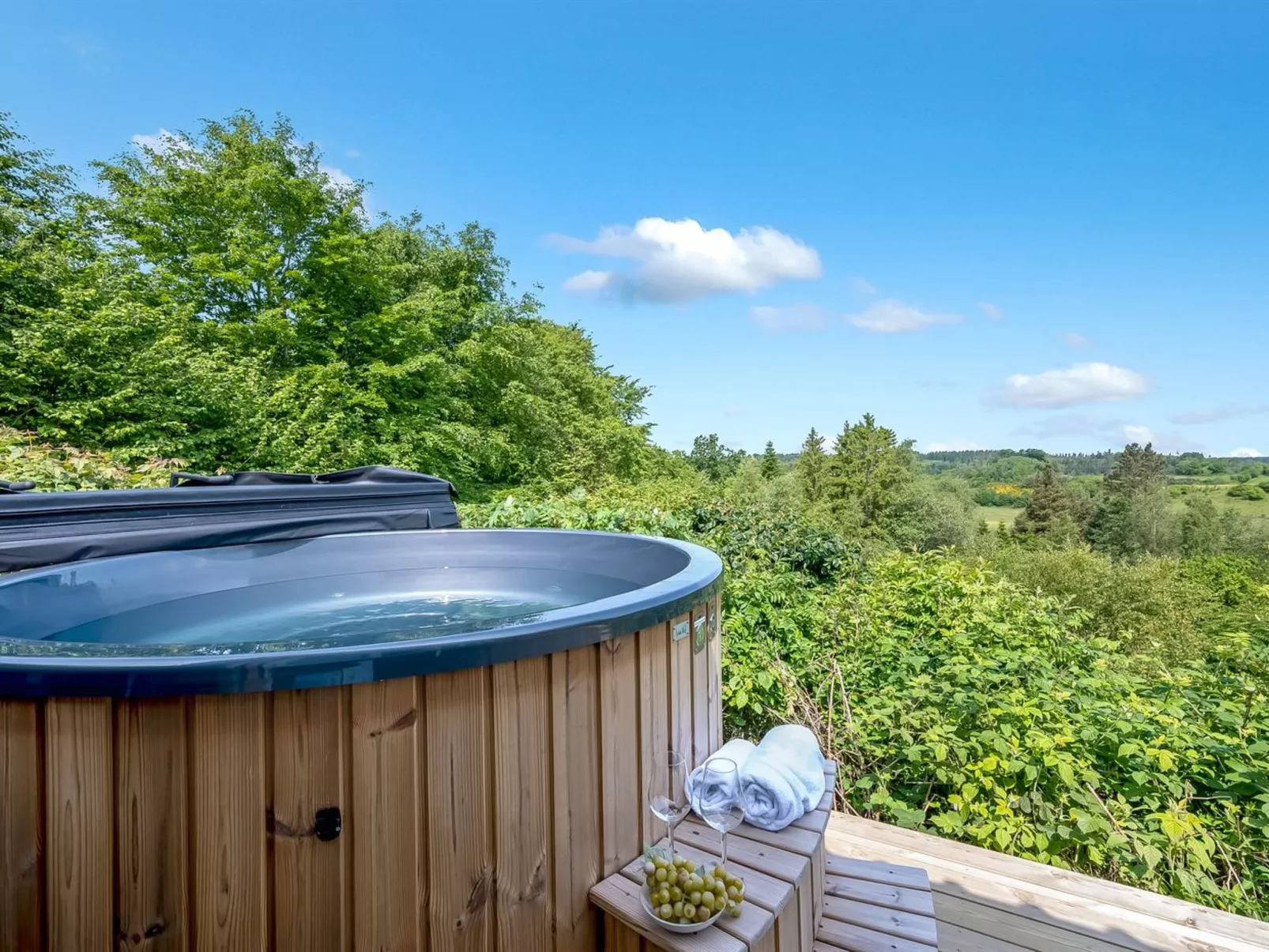 "Ufej" - 2.5km from the sea-Binnen