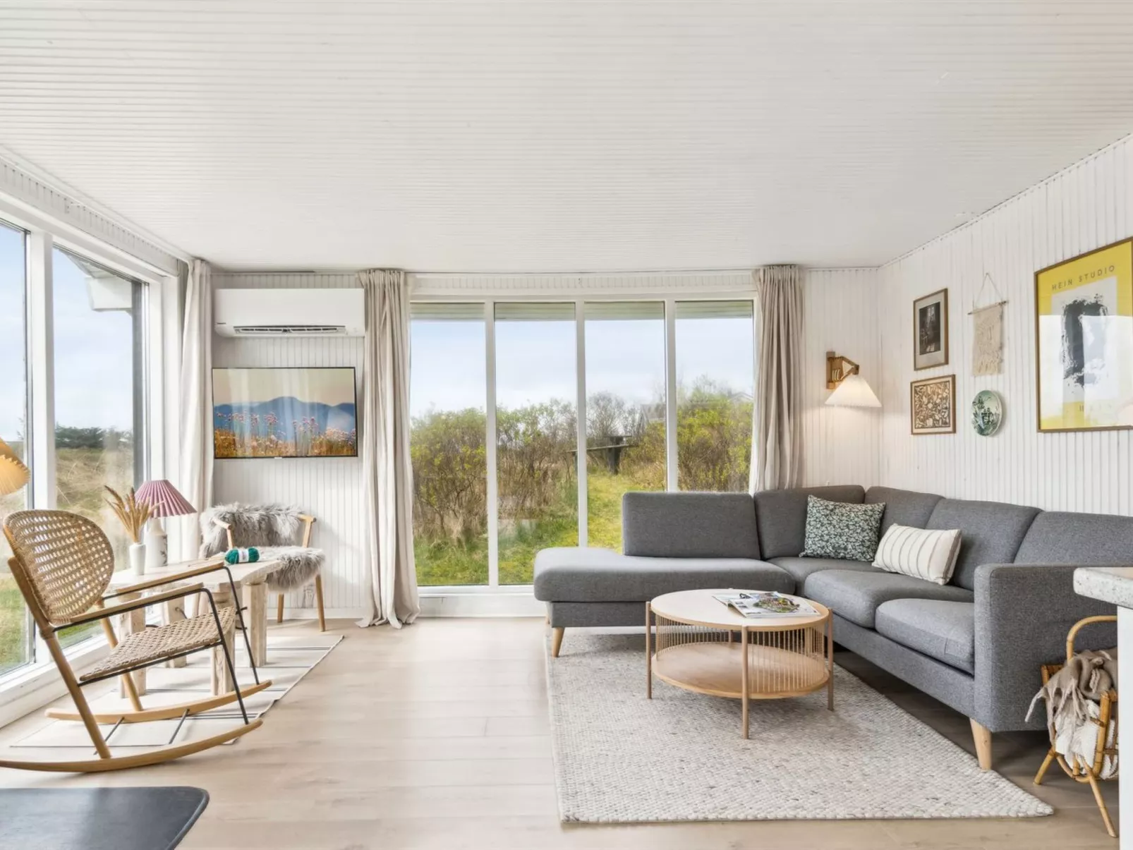 "Zina" - 600m from the sea-Binnen