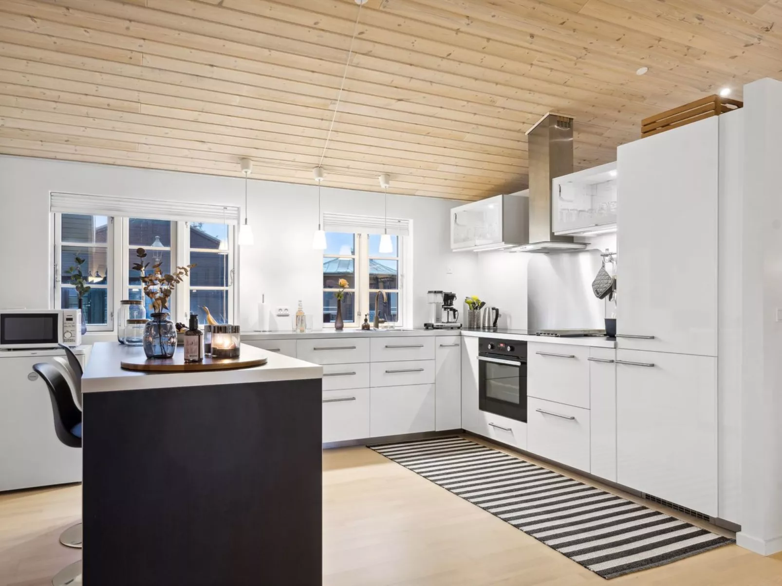 "Svante" - 600m from the sea-Binnen