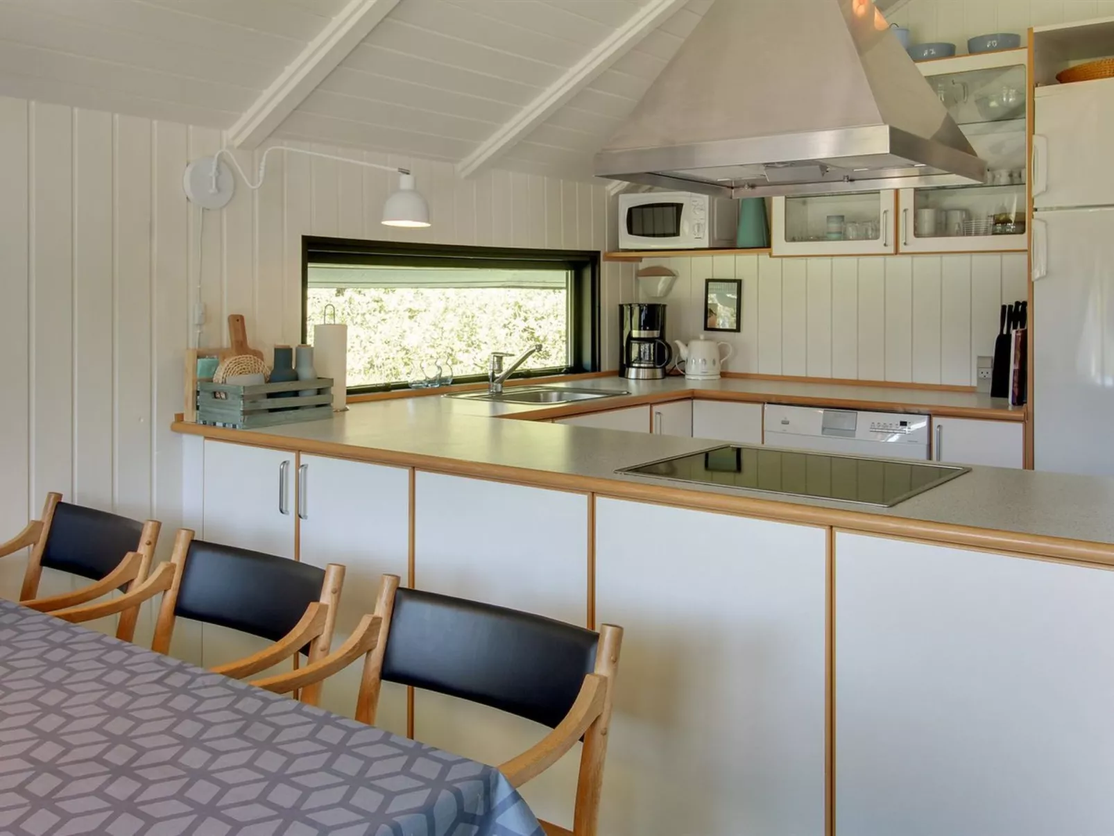 "Gorazd" - 1.2km from the sea-Binnen