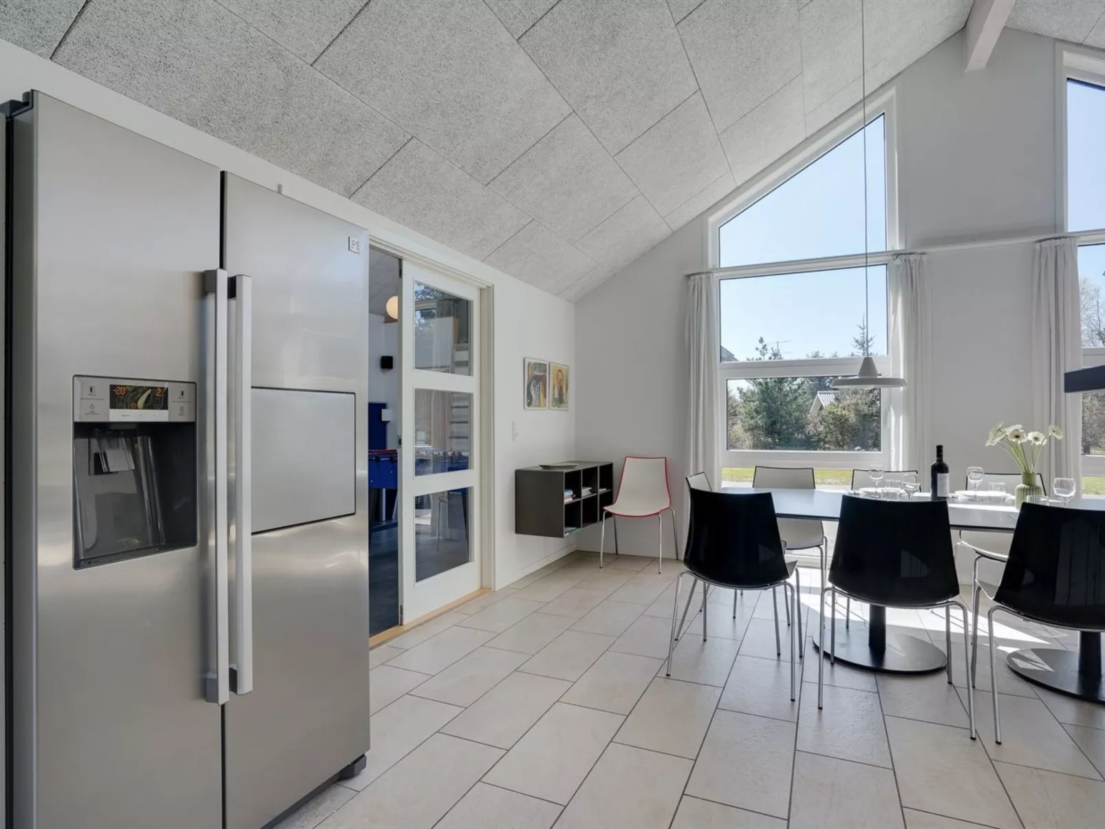 "Lova" - 600m from the sea-Binnen