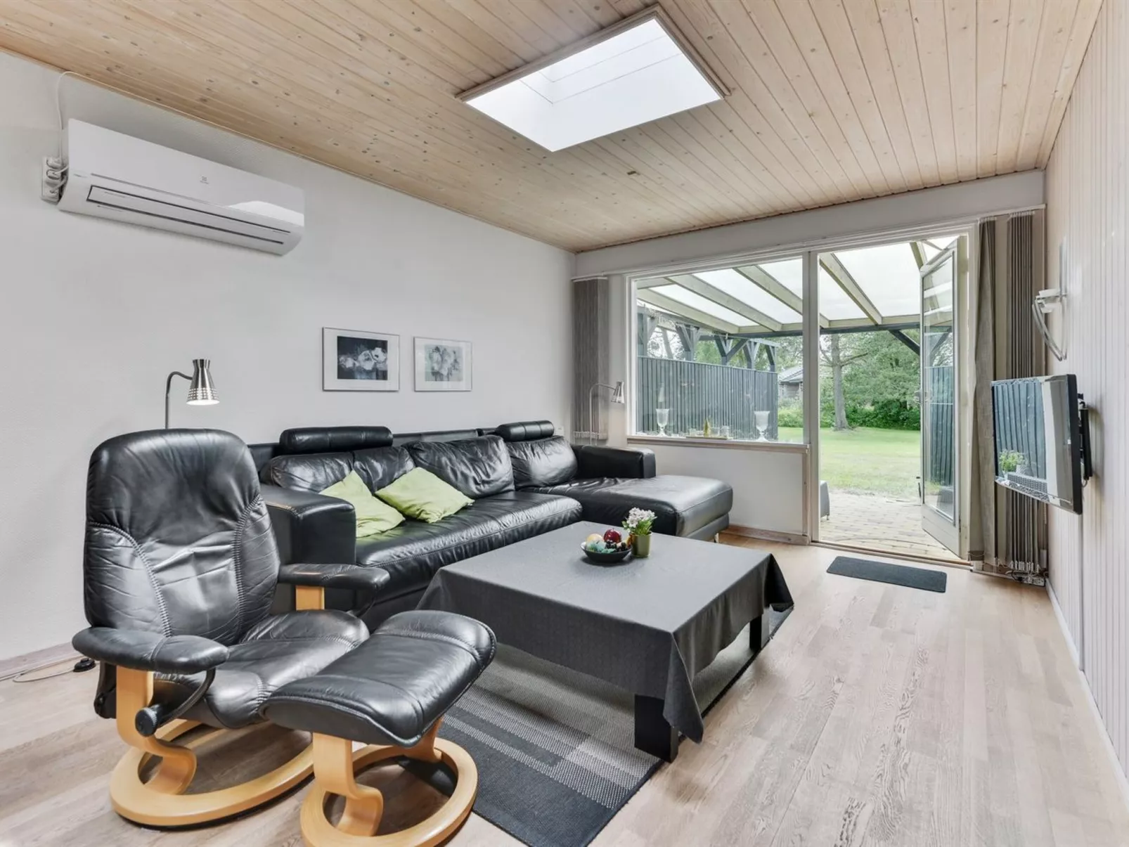 "Ragnborg" - 900m from the sea-Binnen