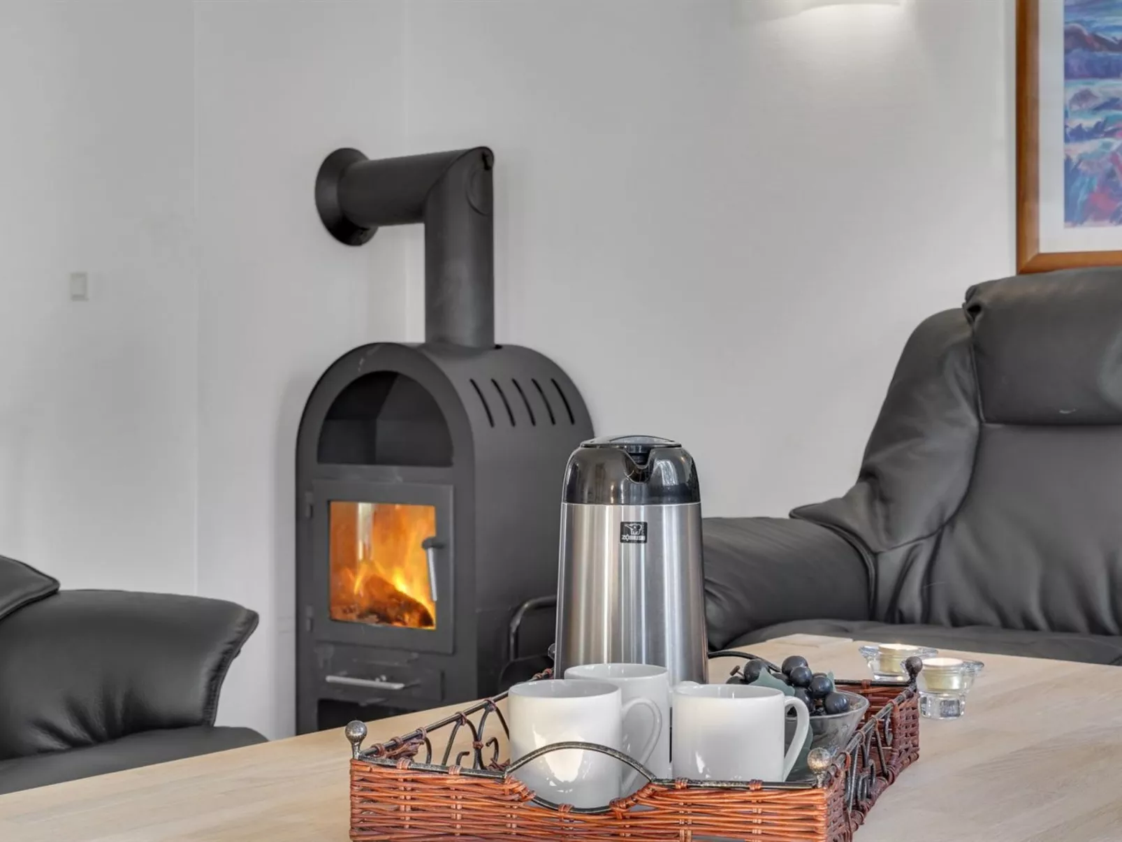 "Oneida" - 800m from the sea-Binnen