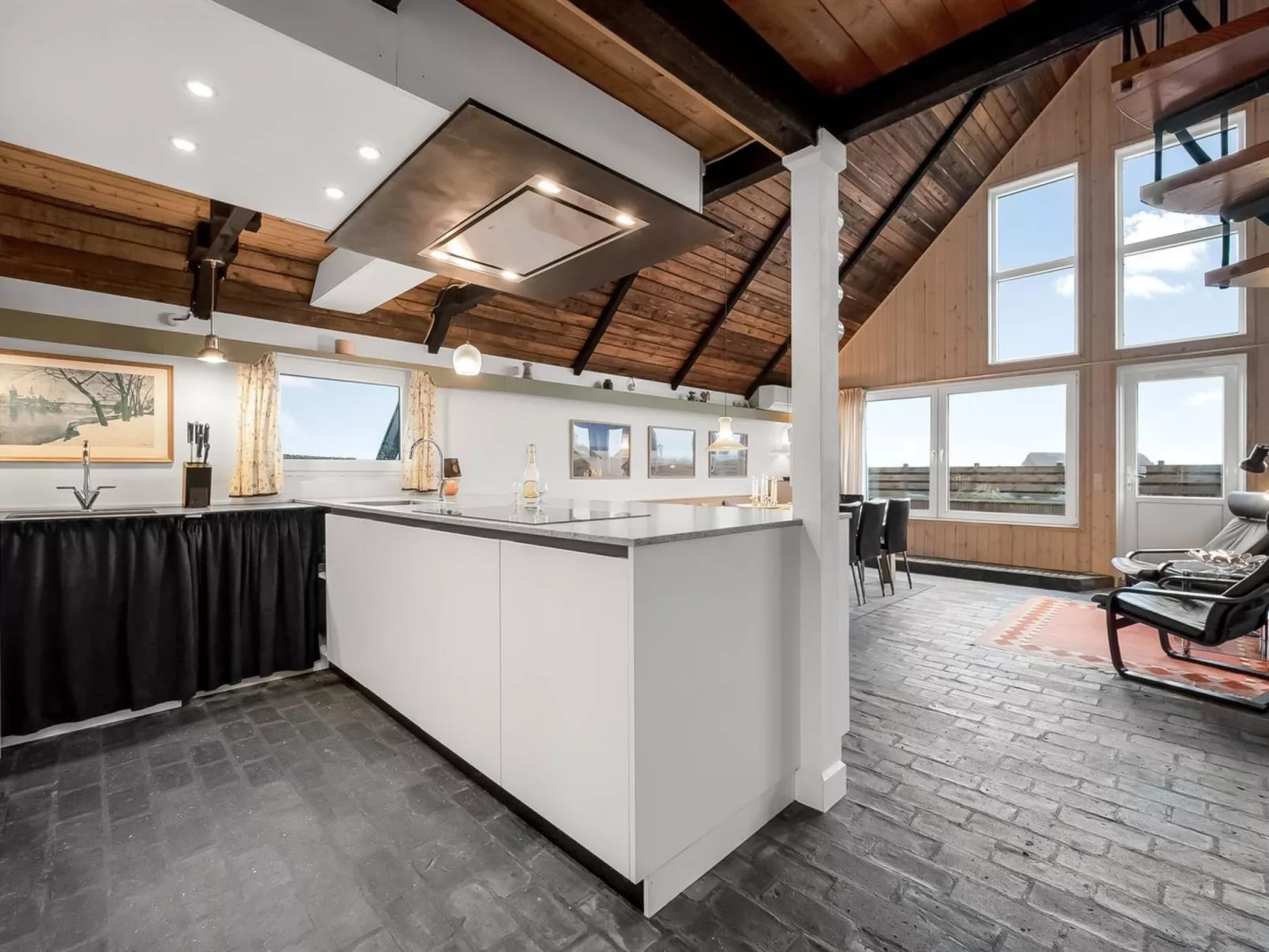 "Luzy" - 75m from the sea-Binnen