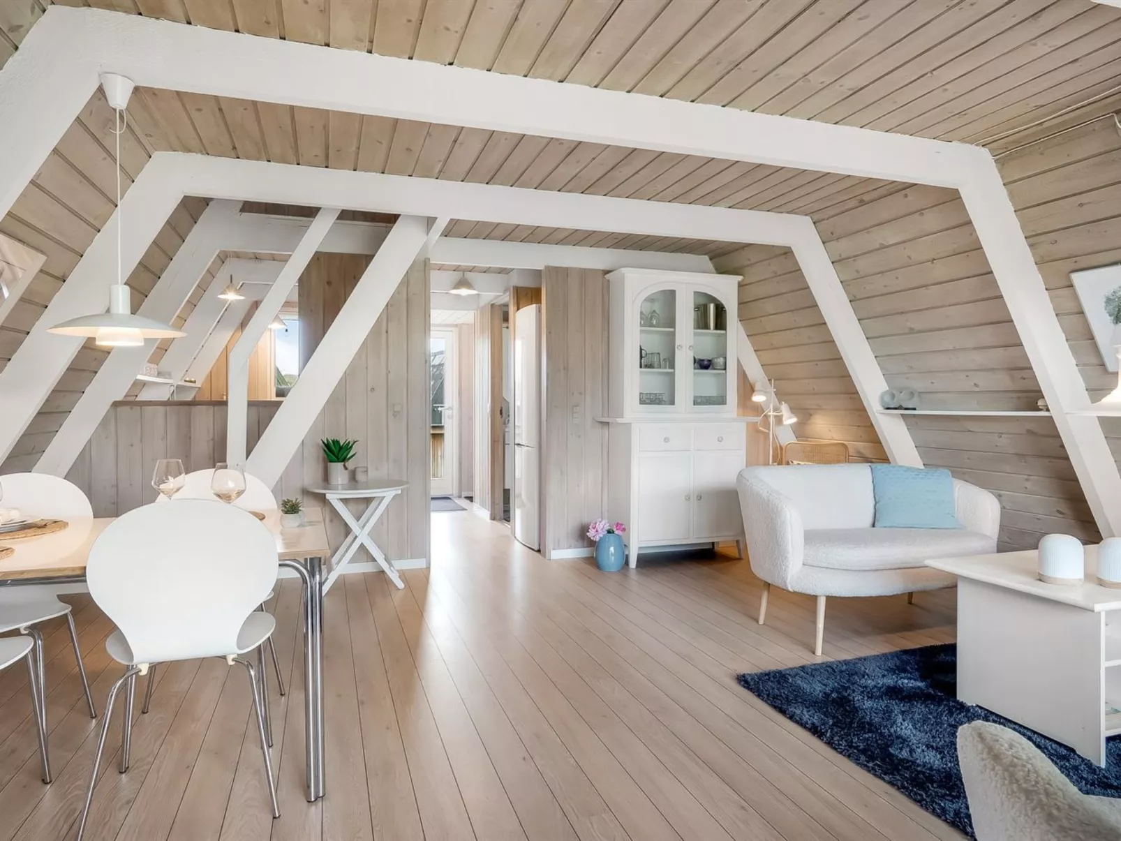 "Erly" - 18km to the fjord-Binnen