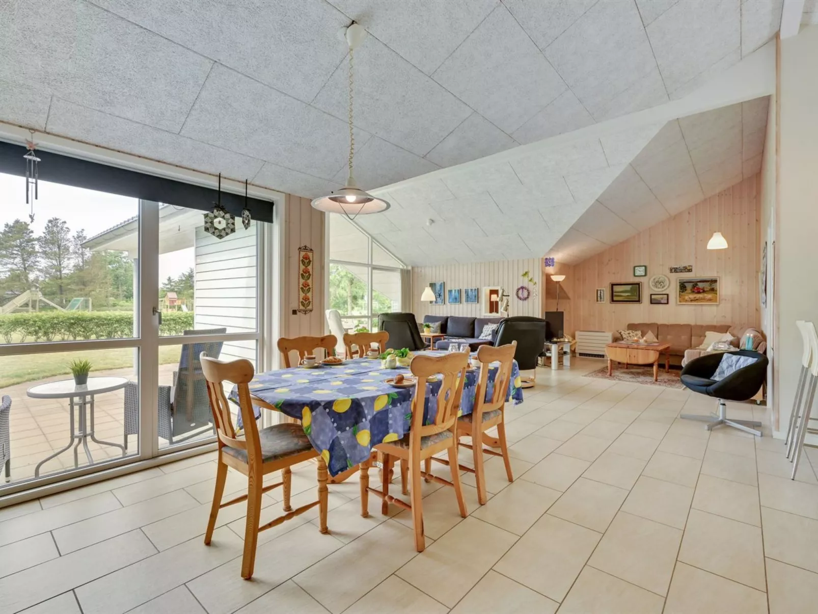 "Tjorven" - 250m to the fjord-Binnen