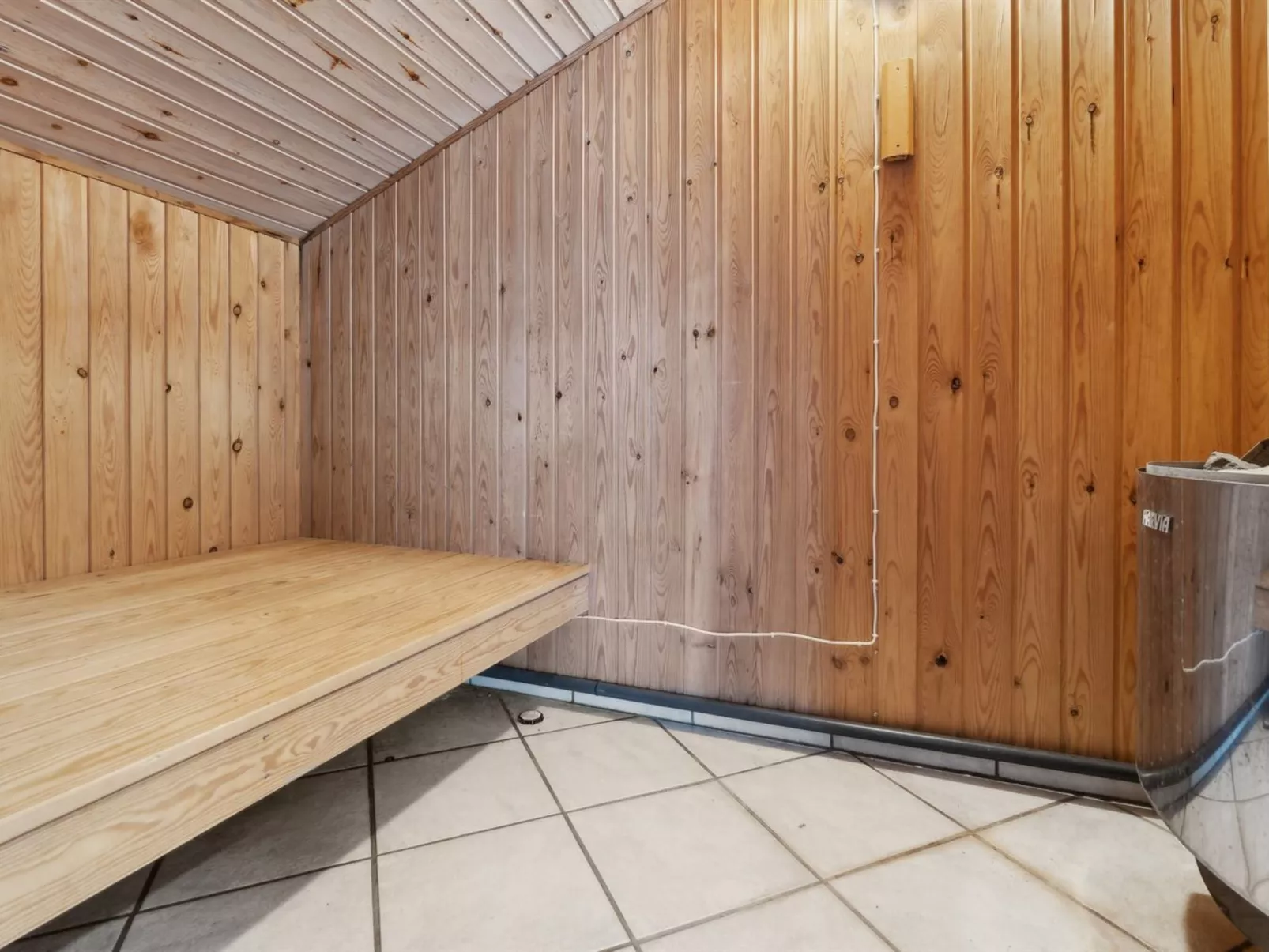 "Jorinde" - 1km from the sea-Binnen