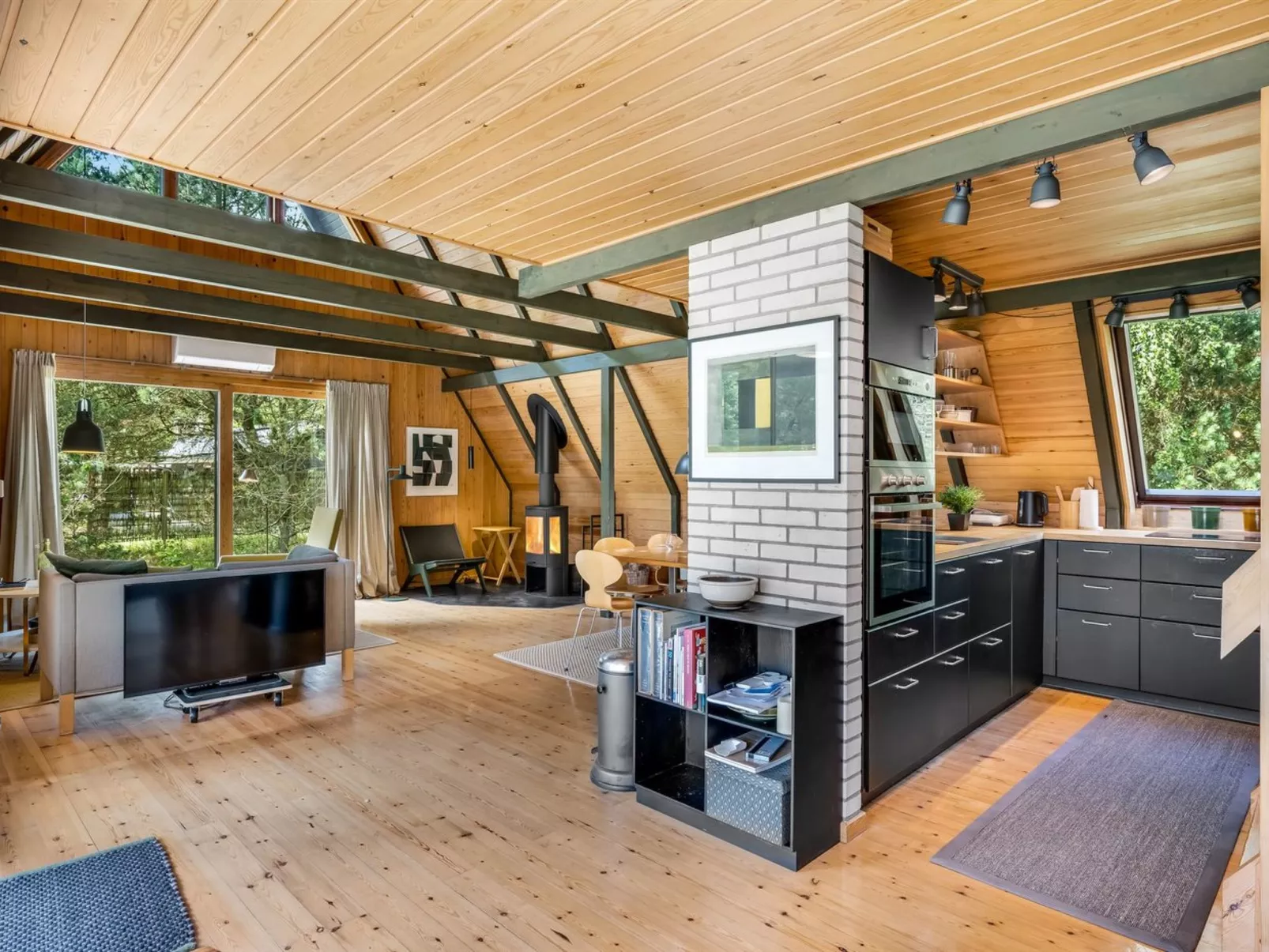 "Peta" - 1.6km from the sea-Binnen