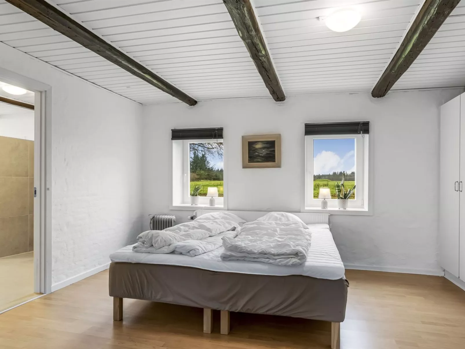 "Thorgot" - 3km from the sea-Binnen