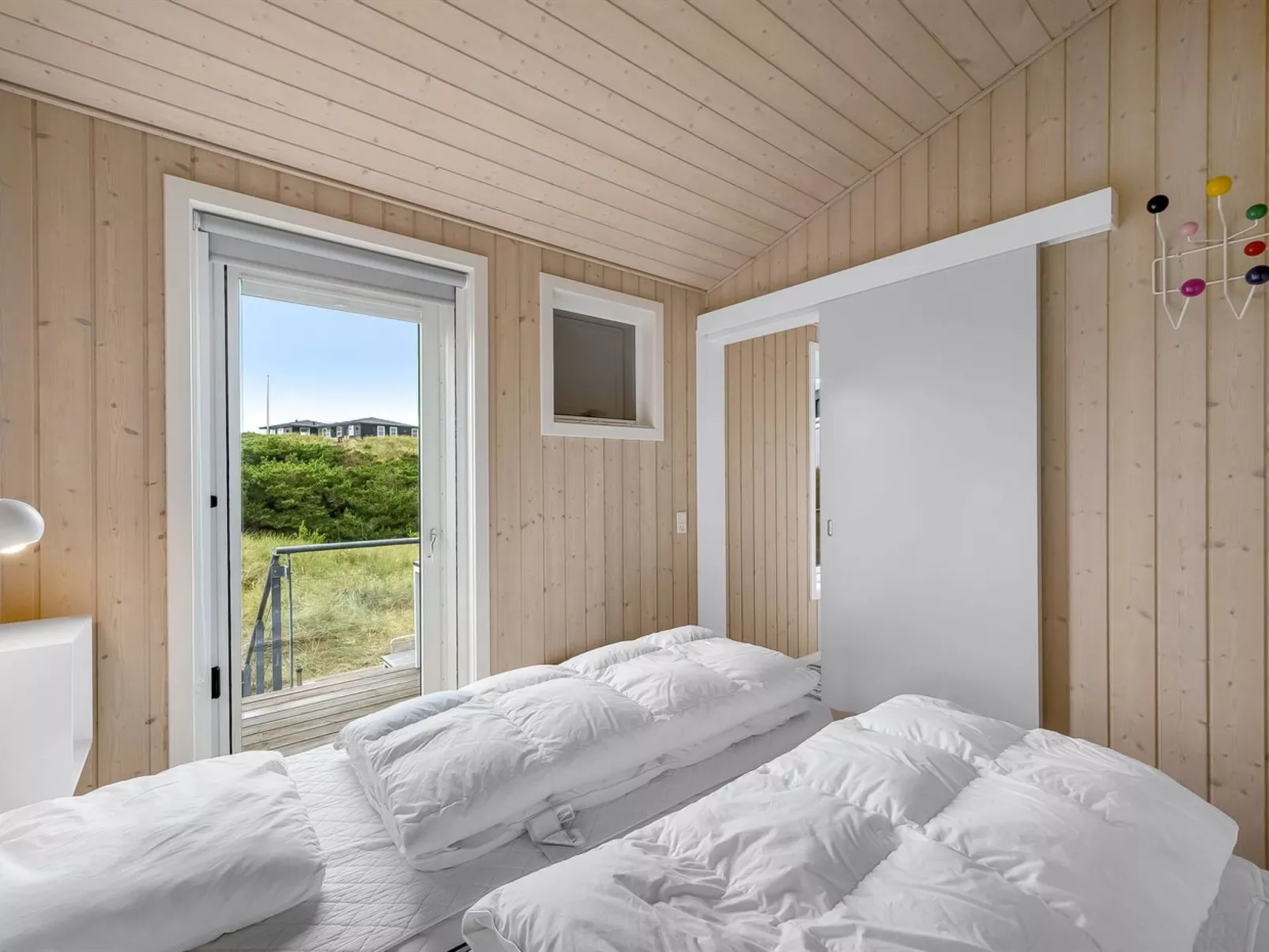 "Paaske" -  from the sea-Binnen