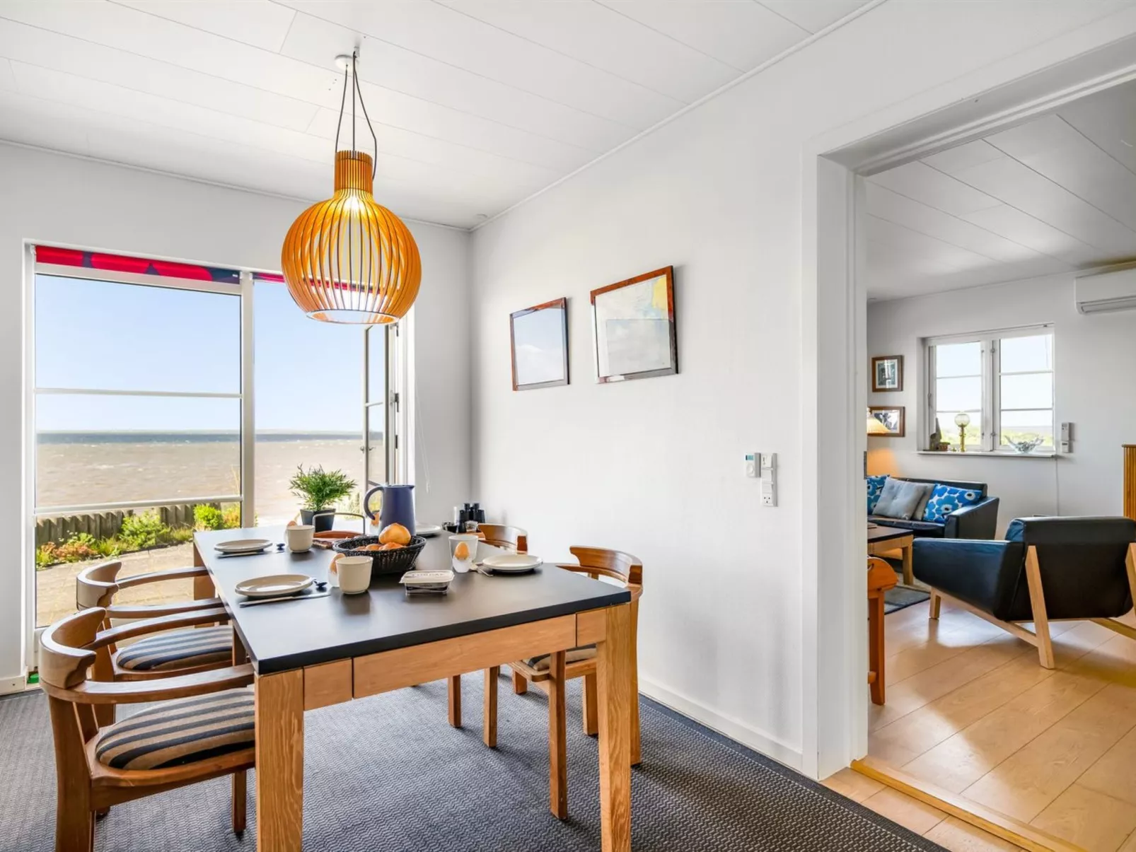 "Evamaria" - 10m from the sea-Binnen