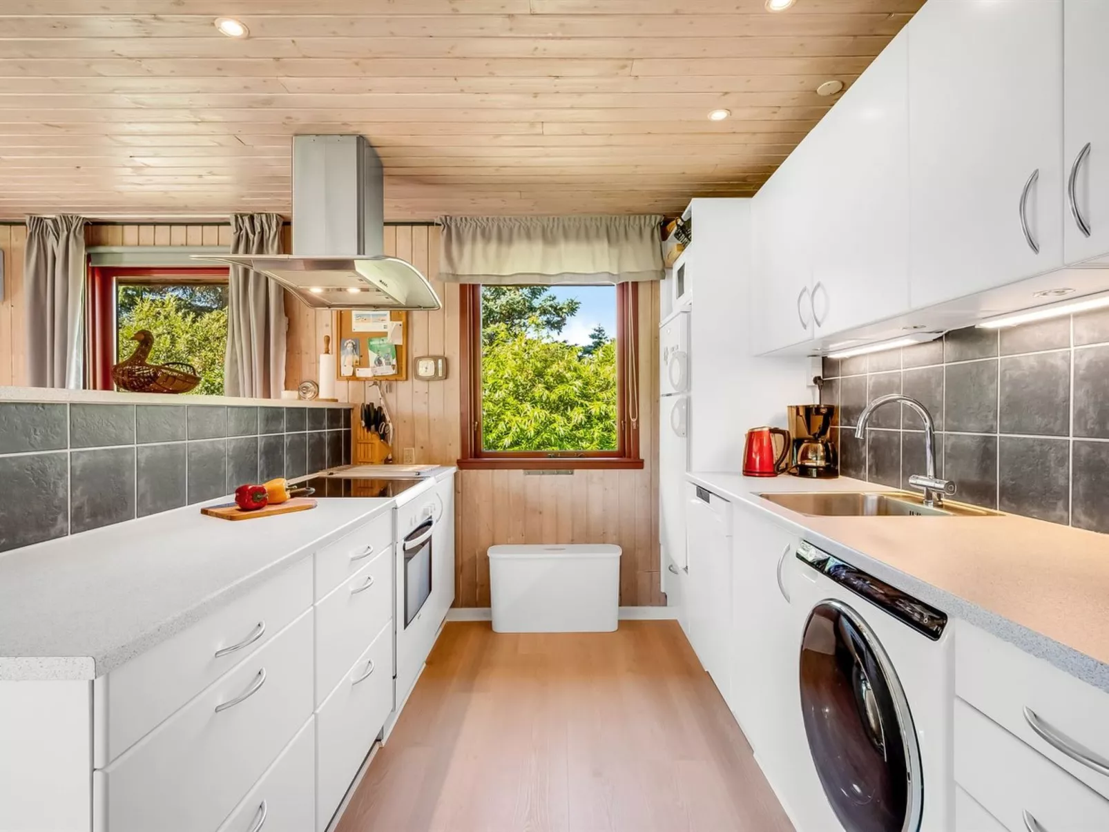 "Geertje" - 900m from the sea-Binnen