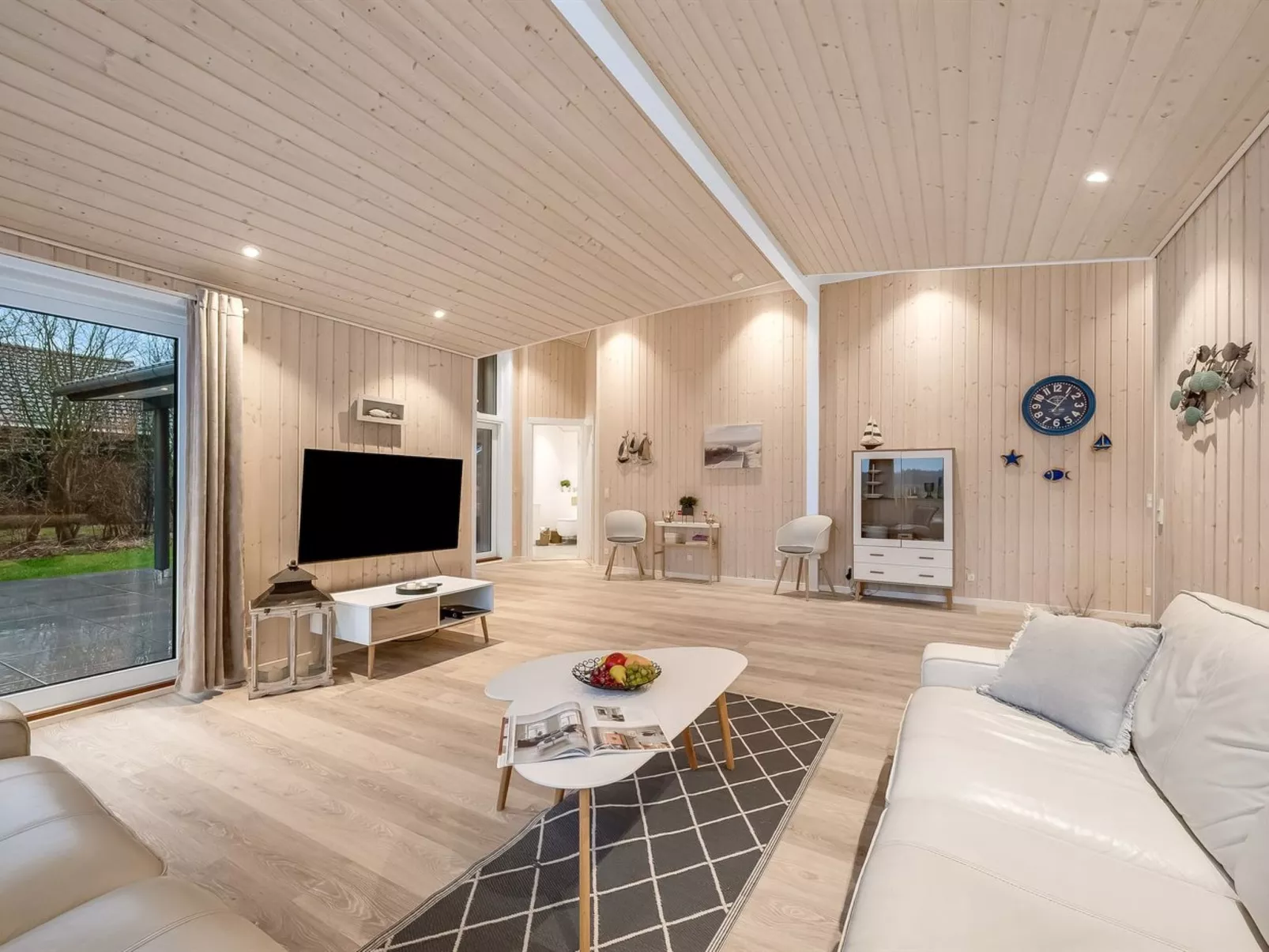 "Corina" - 850m to the fjord-Binnen