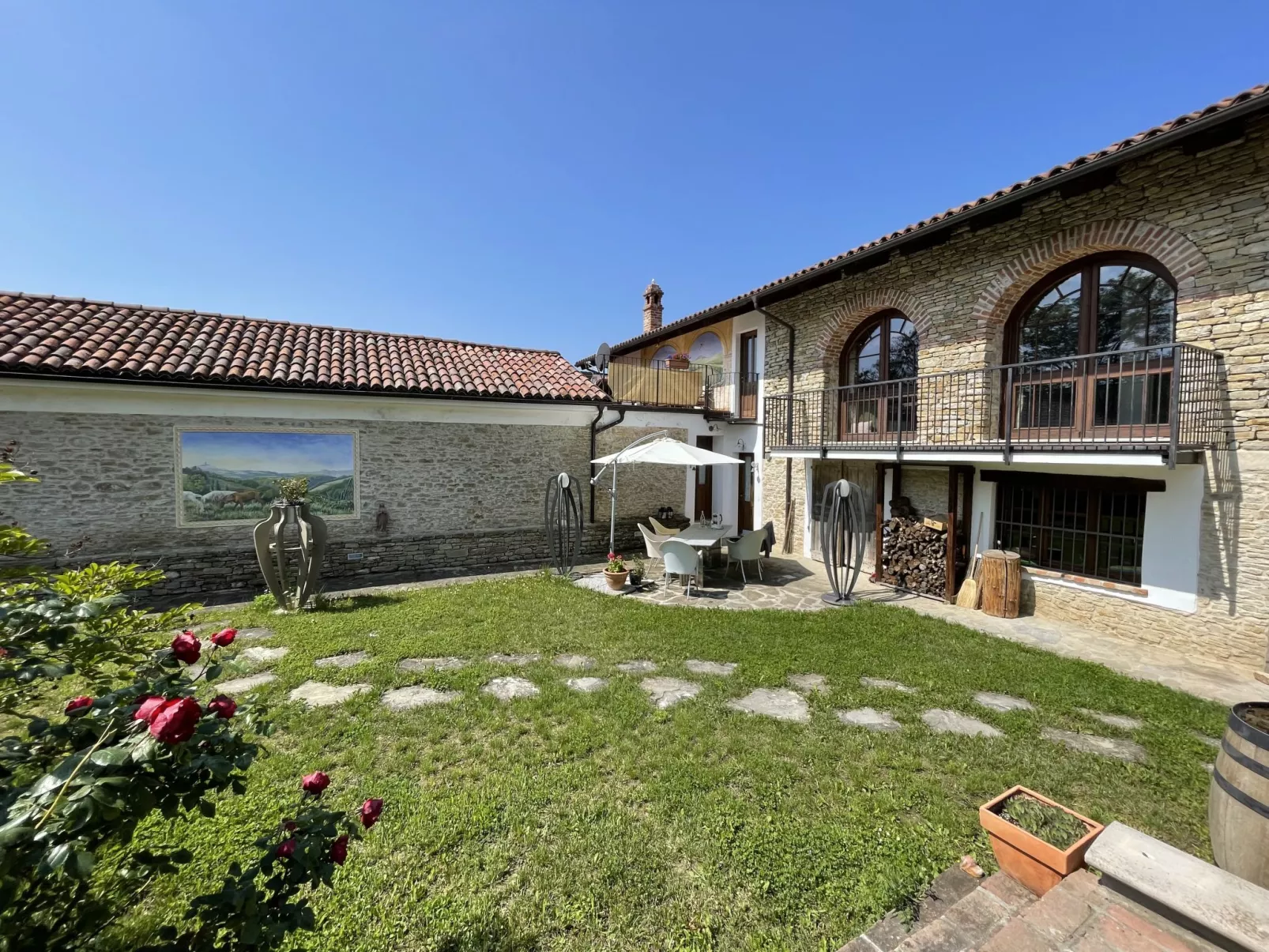 Casa Vacanza Cascina Lovera-Buiten