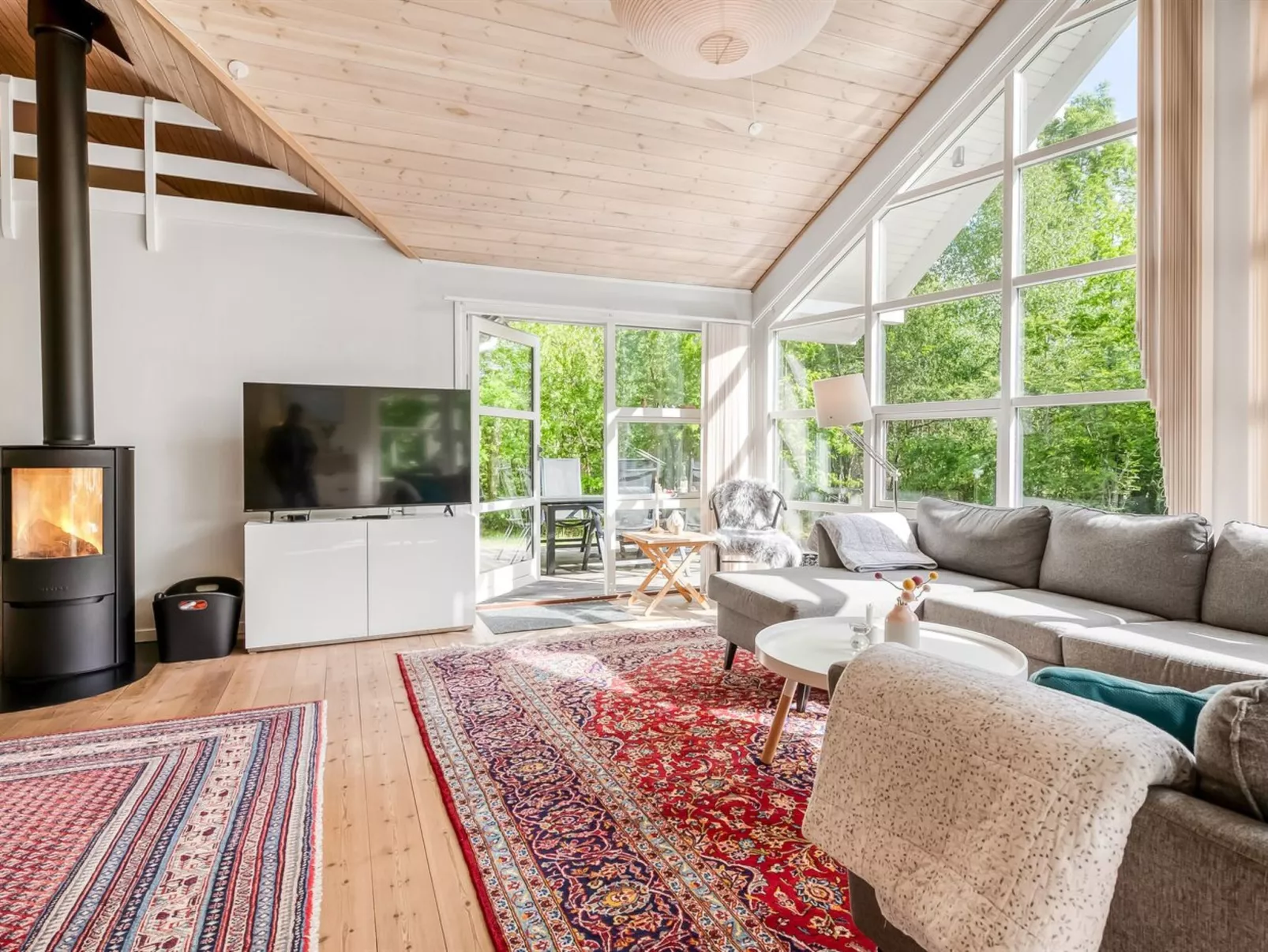 "Hellin" - 175m from the sea-Binnen