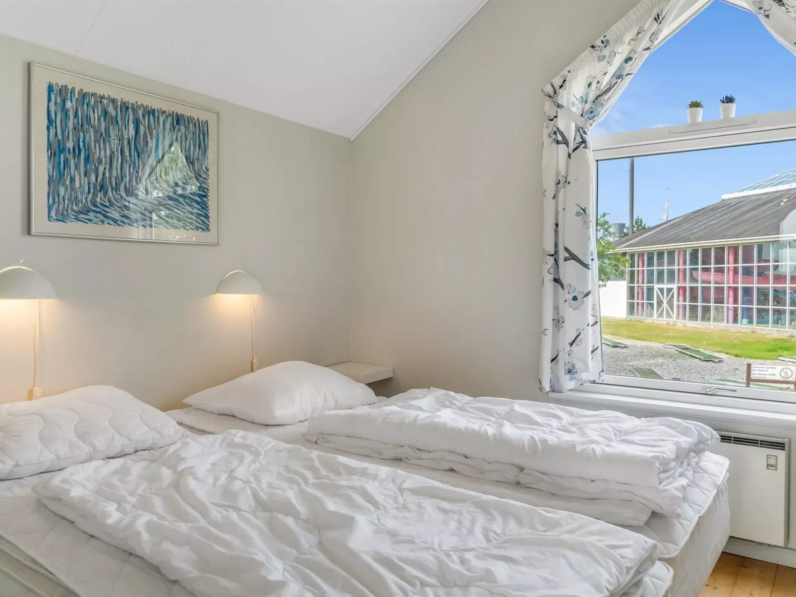 "Arton" -  from the sea-Binnen