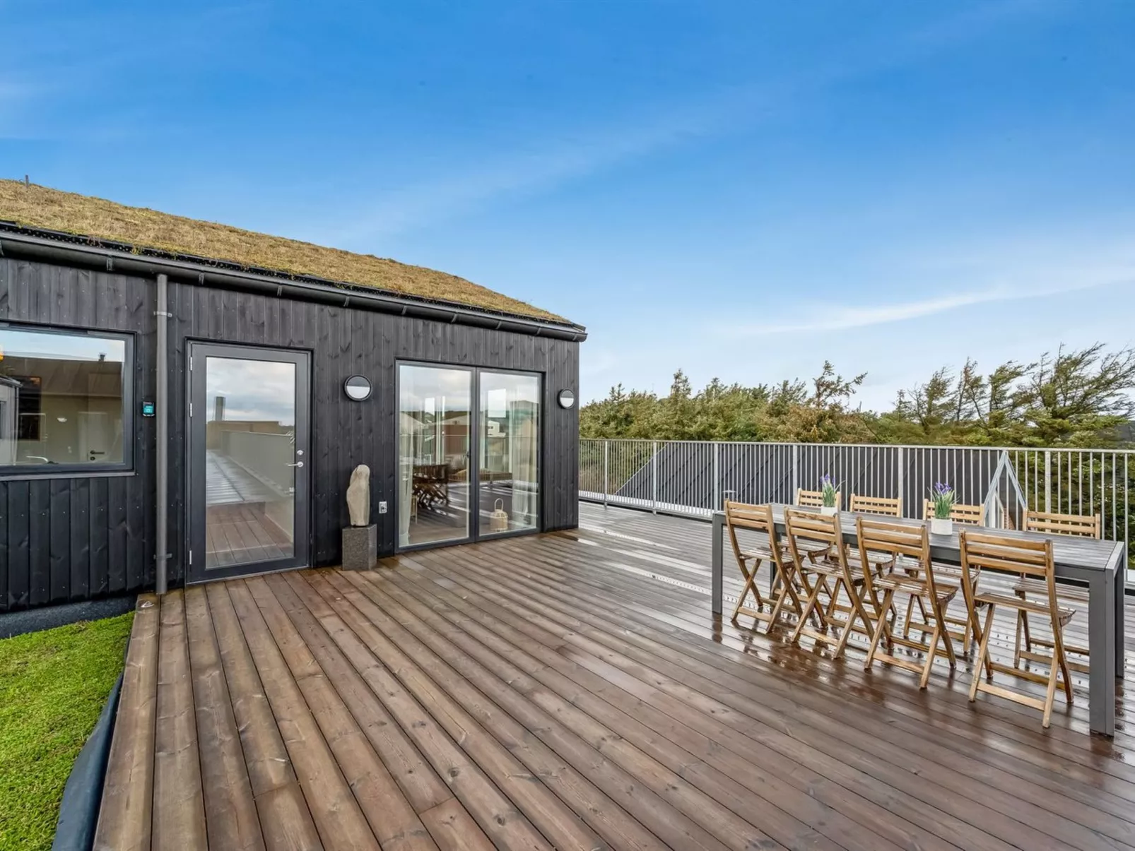 "Kjeld" -  from the sea-Buiten