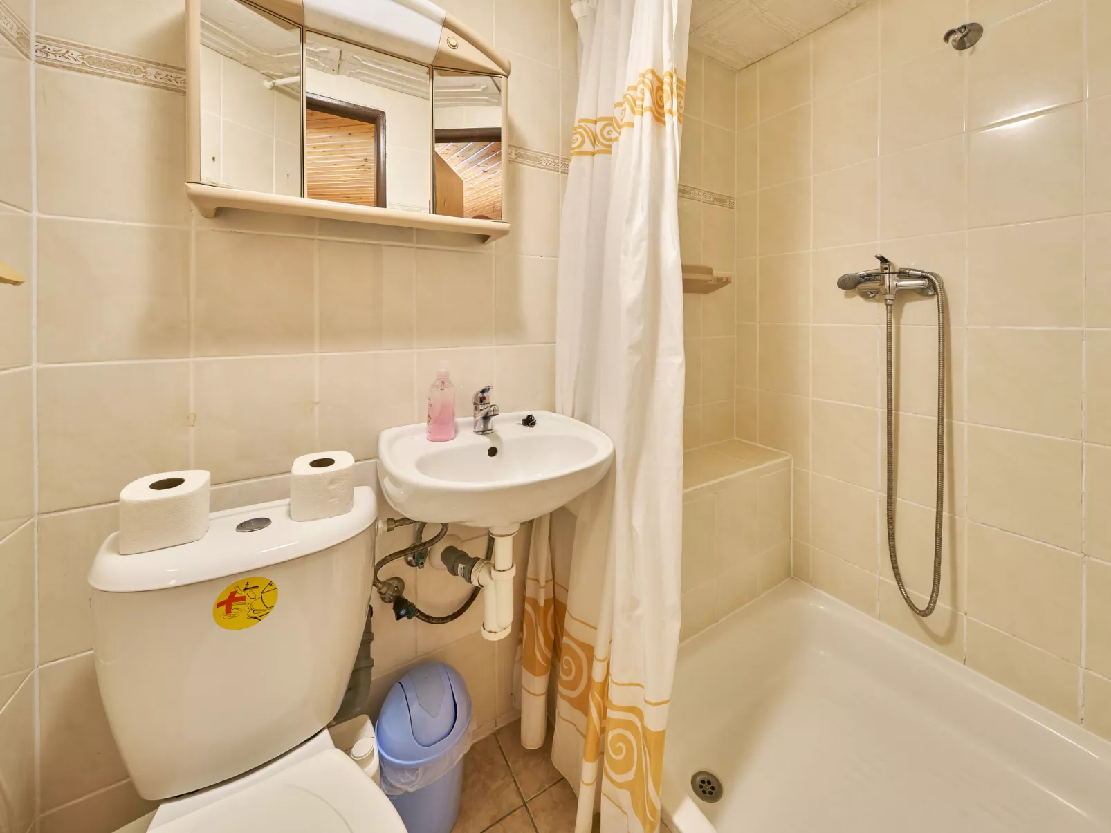 Švýcarský dvůr Lodge-Binnen