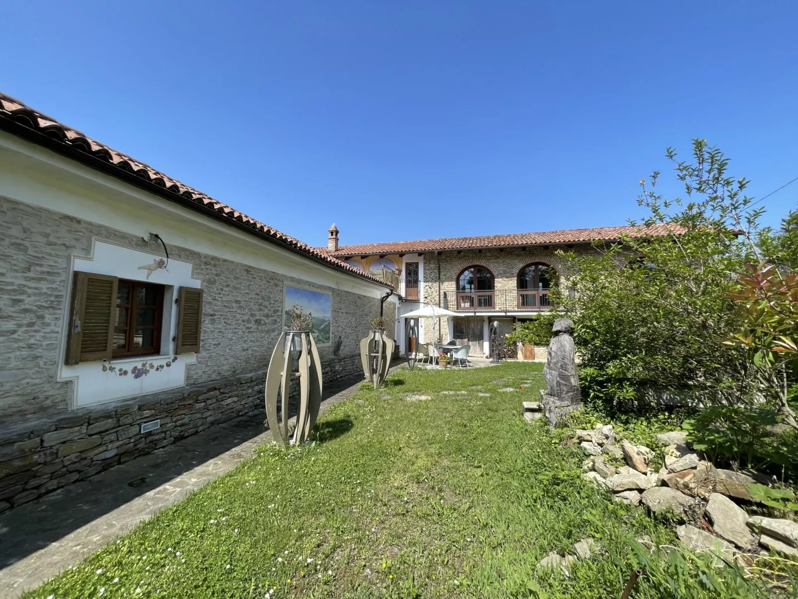 Casa Vacanza Cascina Lovera-Buiten