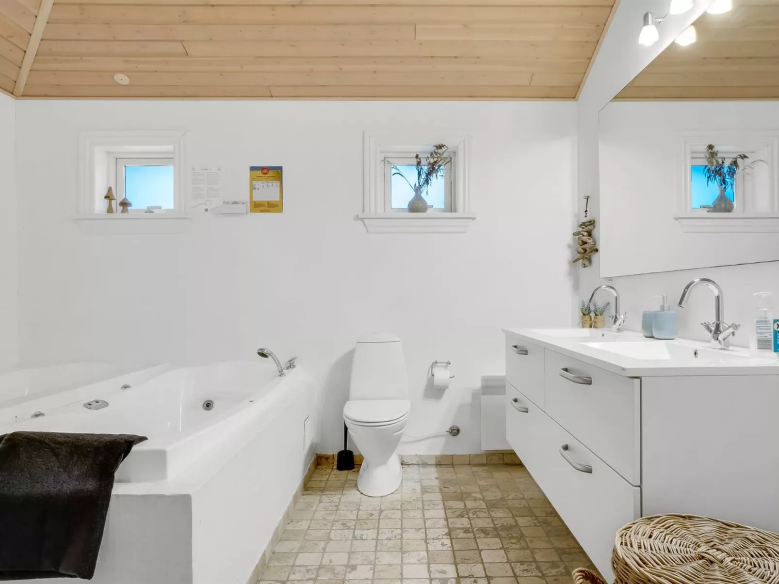 "Eikka" - 1km from the sea-Binnen