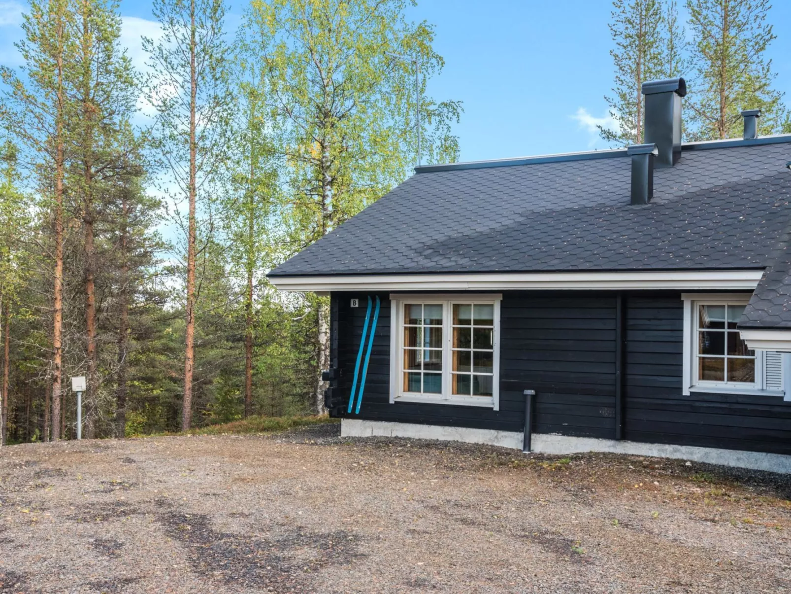 Lomaylläs b39 /suppapolku 6b-Binnen