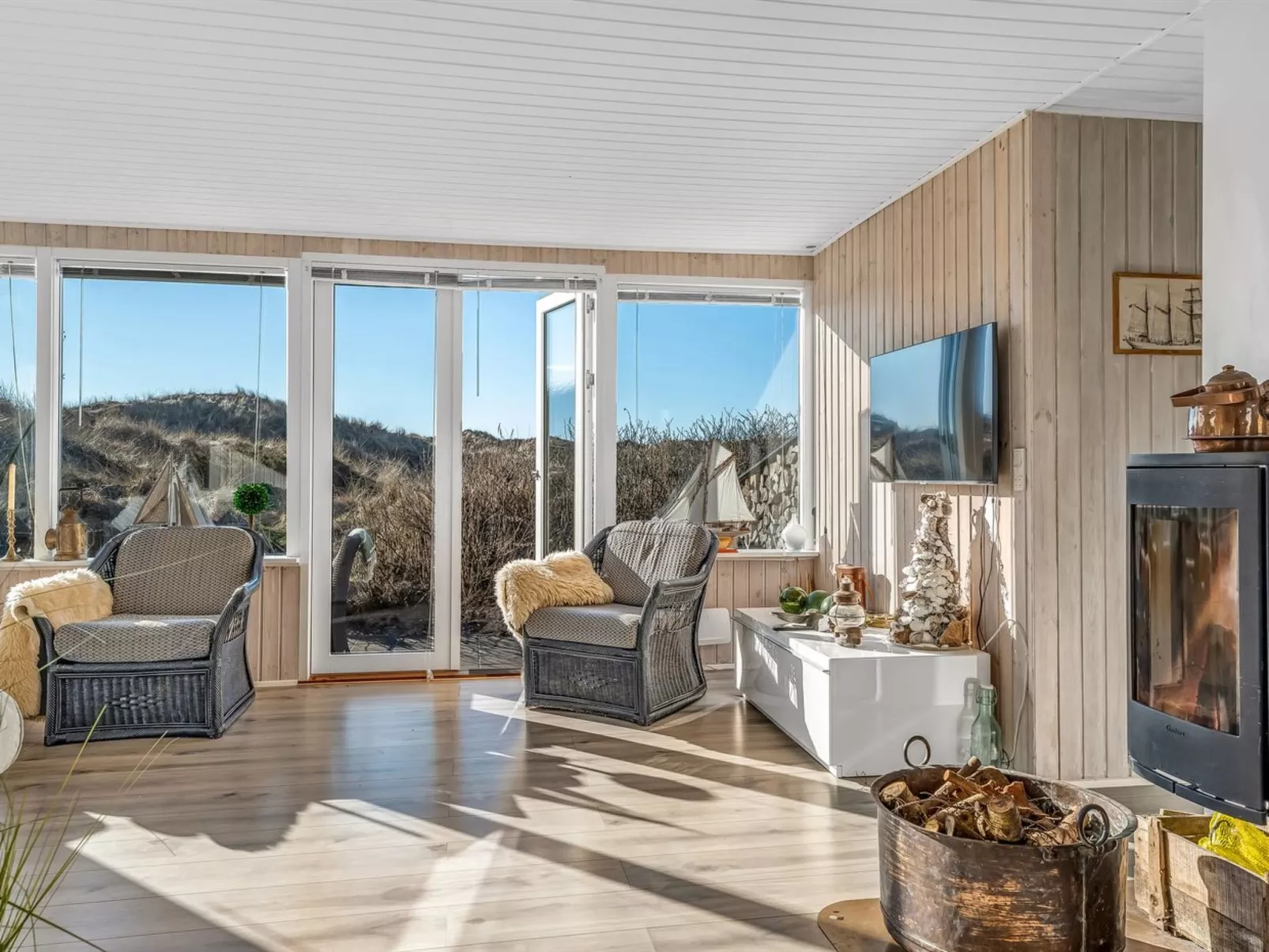 "Alrike" - 200m from the sea-Binnen