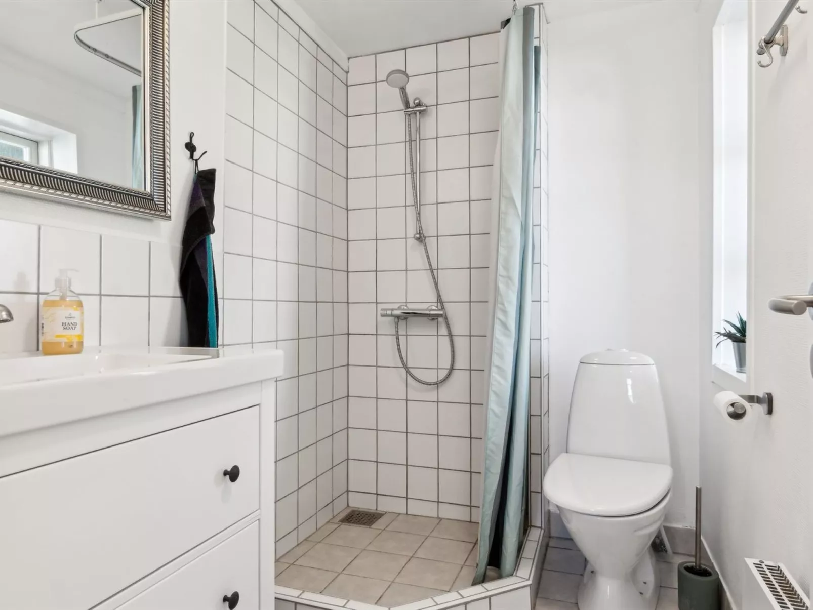 "Mari" - 150m from the sea-Binnen