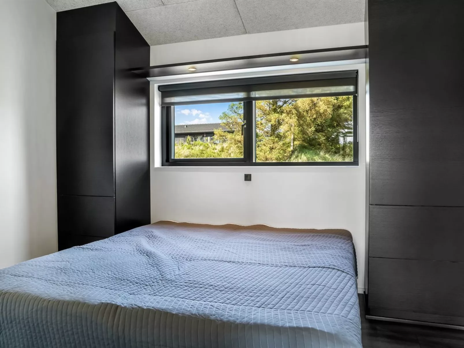 "Eriksine" - 750m from the sea-Binnen