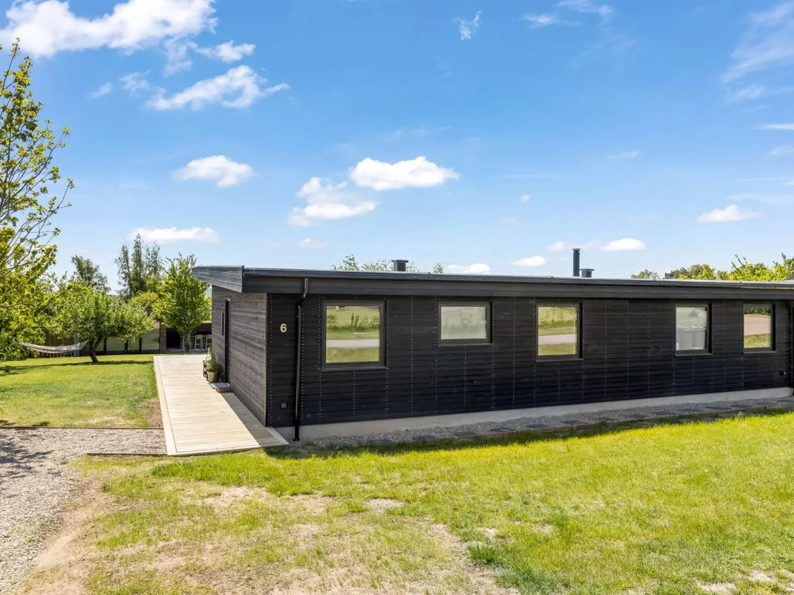 "Edvia" - 200m to the fjord-Buiten