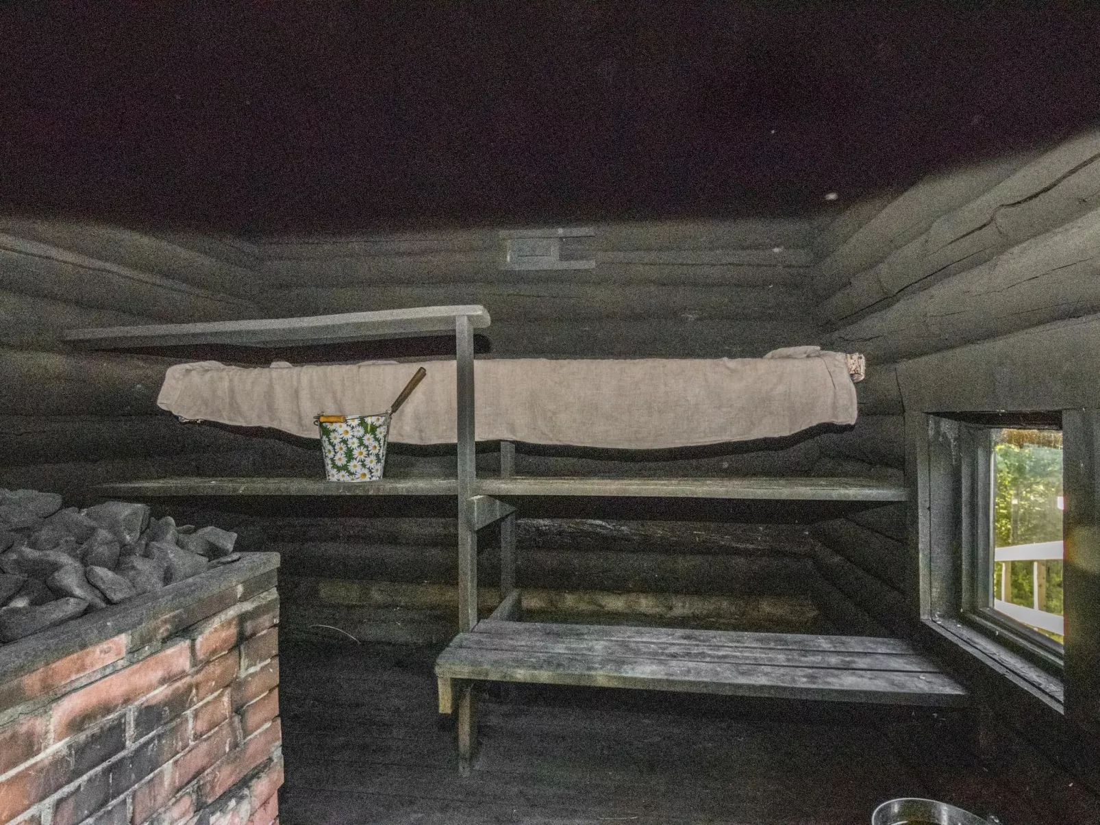 Karjalan kelohuvila-Binnen