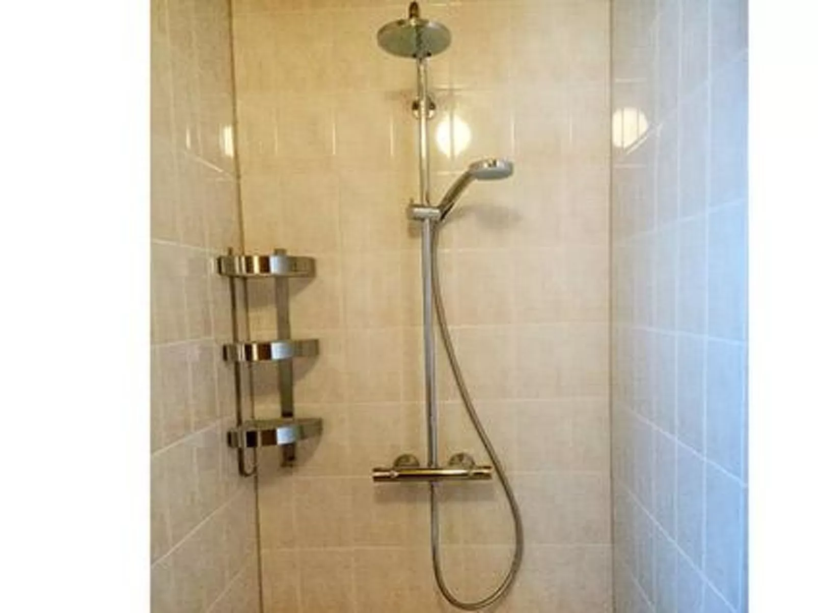 Virtaan väentupa-Binnen