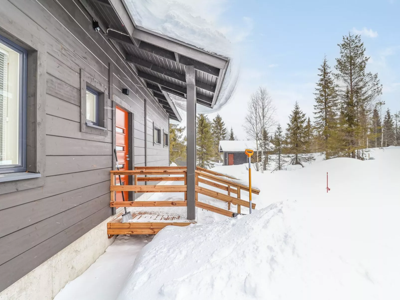 Koukkupolku 5-Binnen