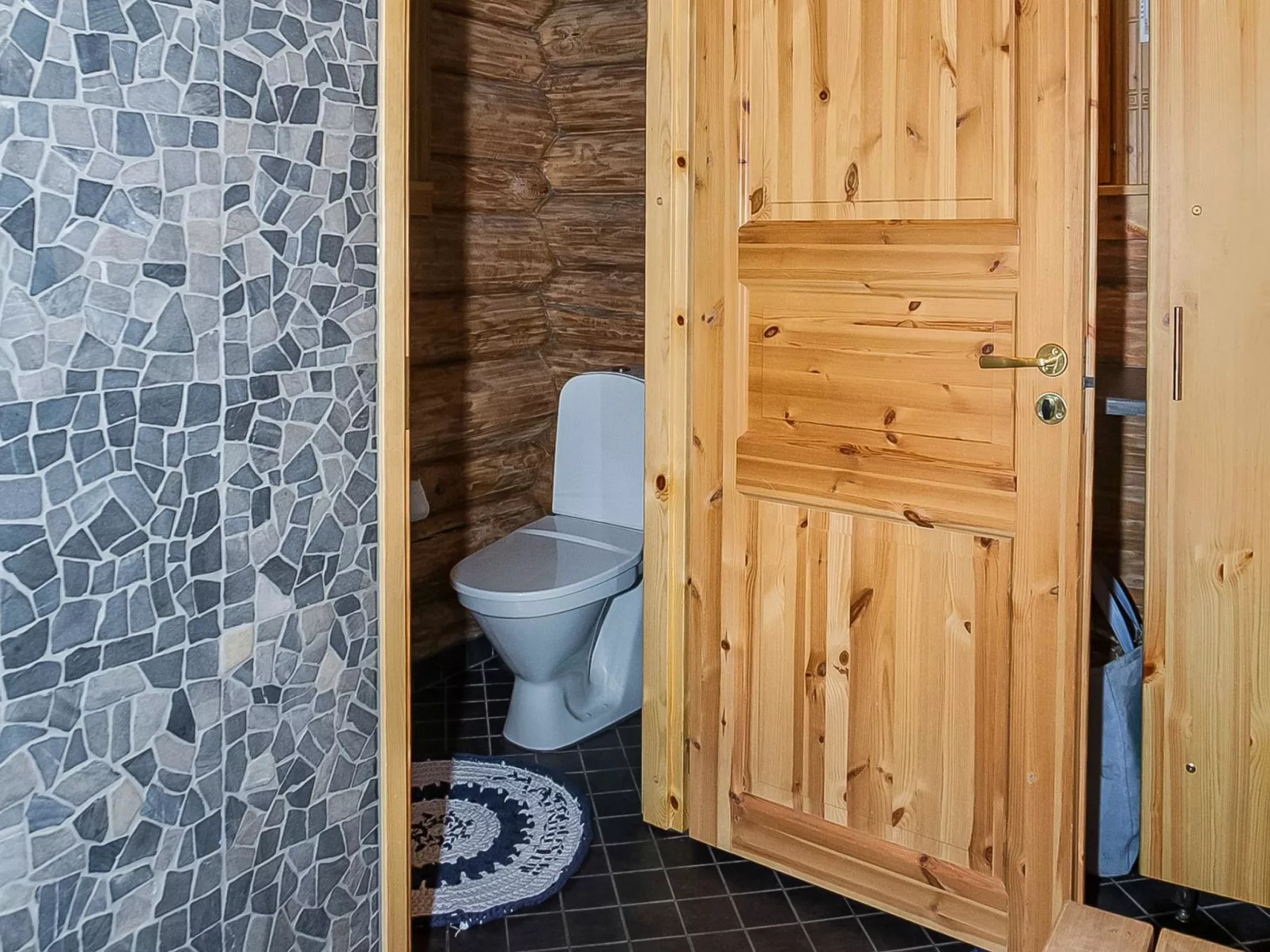 Matruusin majakka-Binnen