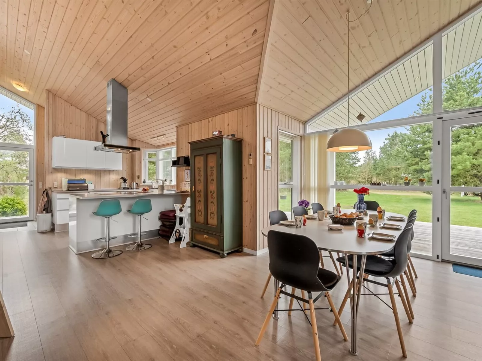 "Teija" - 600m to the fjord-Binnen