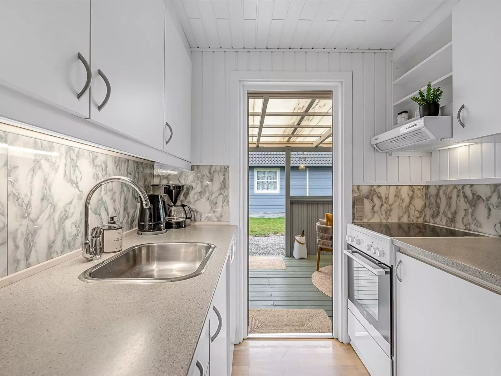 "Heike" - 700m to the fjord-Binnen