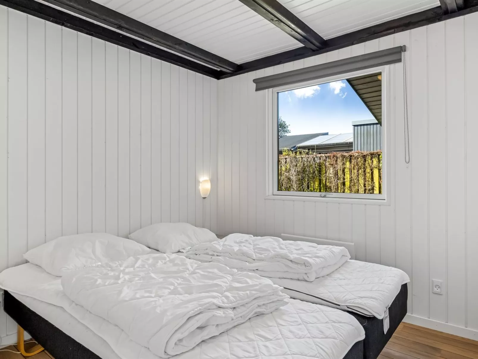 "Ørn" - 5m from the sea-Binnen