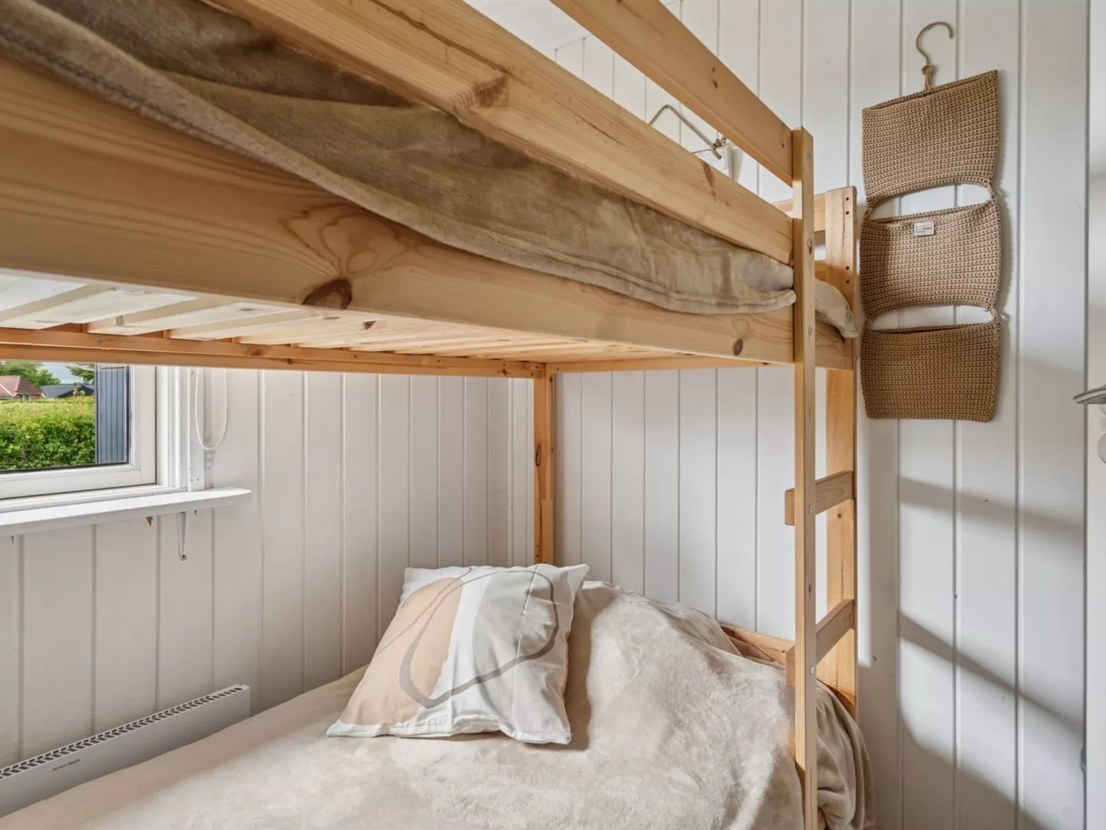 "Eweline" - 400m from the sea-Binnen