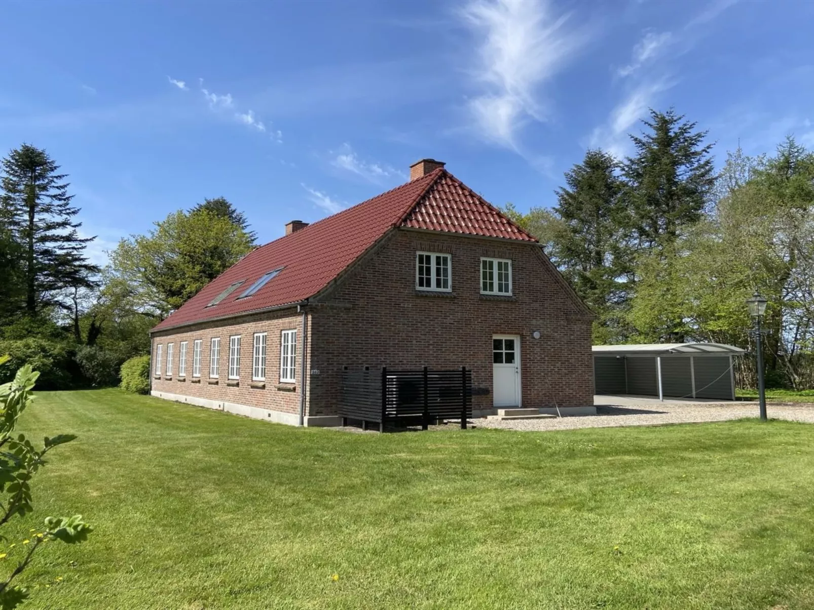 &quot;Constance&quot; - 23km from the sea-Buiten