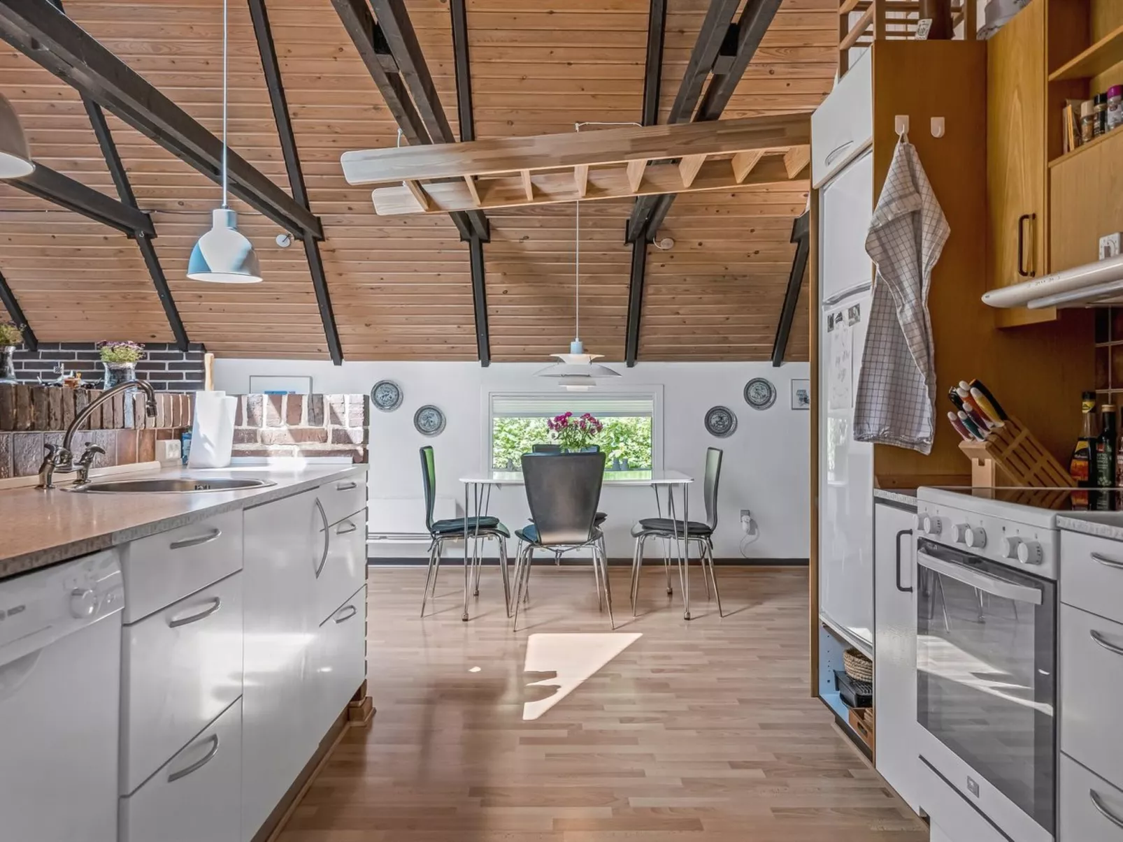 "Ejvind" - 30km from the sea-Binnen