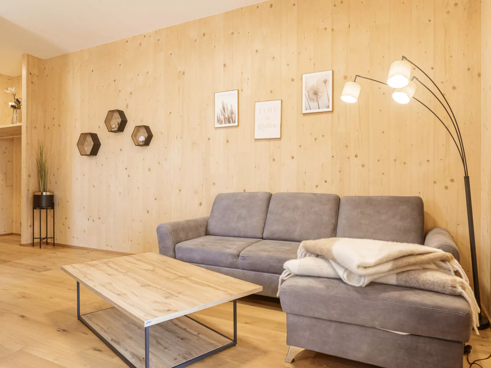 Mit 2 Schlafzimmern-Binnen