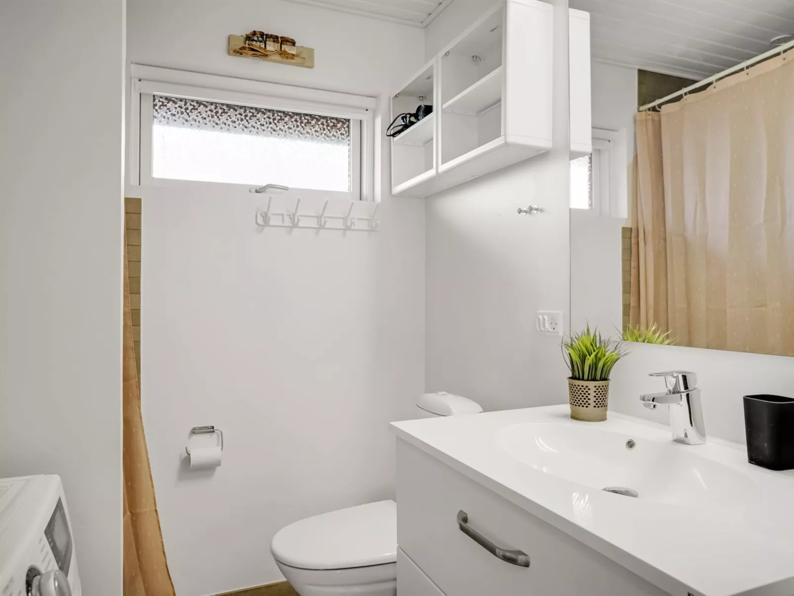 "Blia" - 120m to the fjord-Binnen