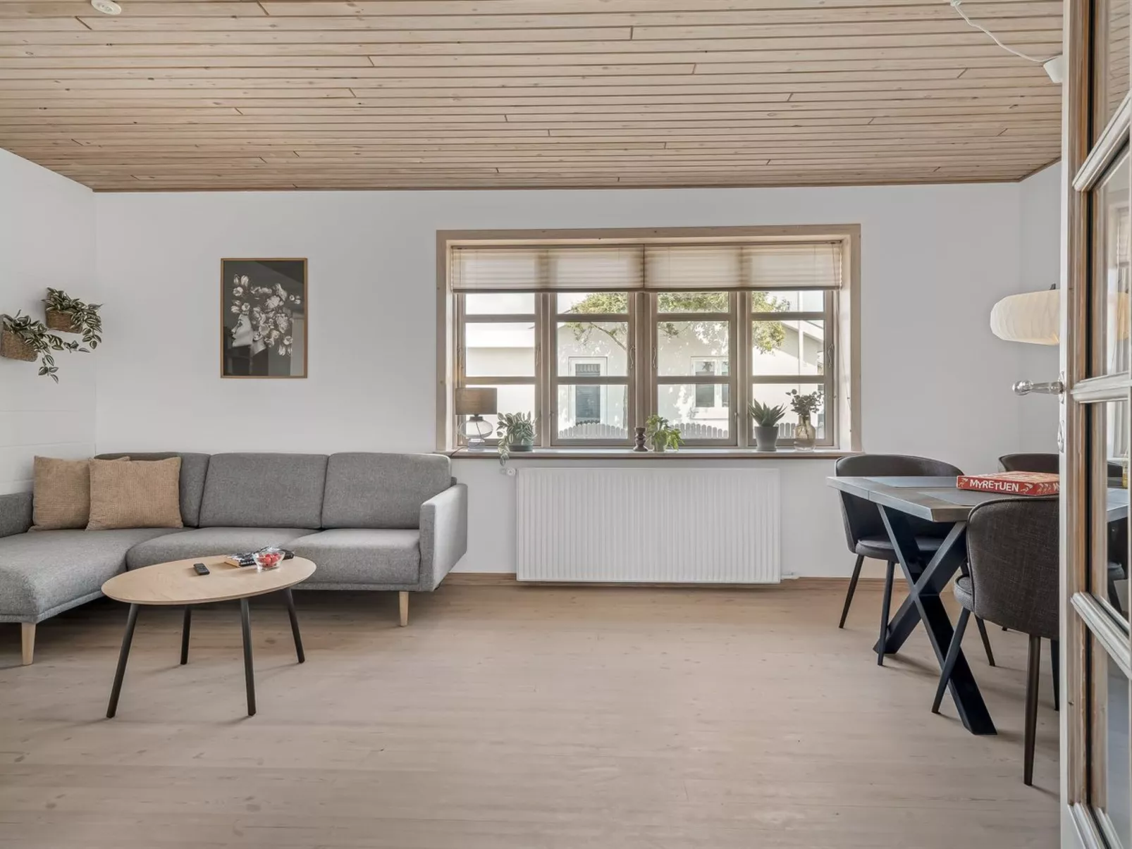 "Antine" - 400m from the sea-Binnen