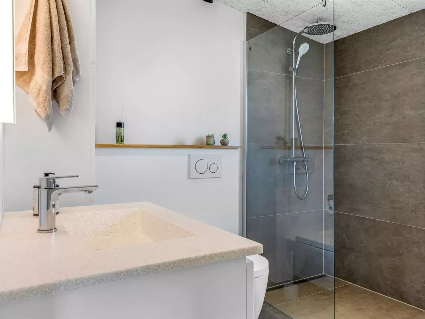 "Kalevi" - 150m from the sea-Binnen