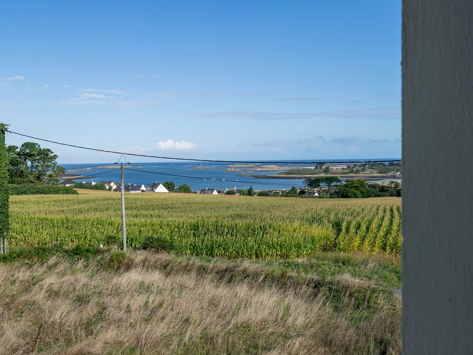 Entre Terre et Mer-Buiten