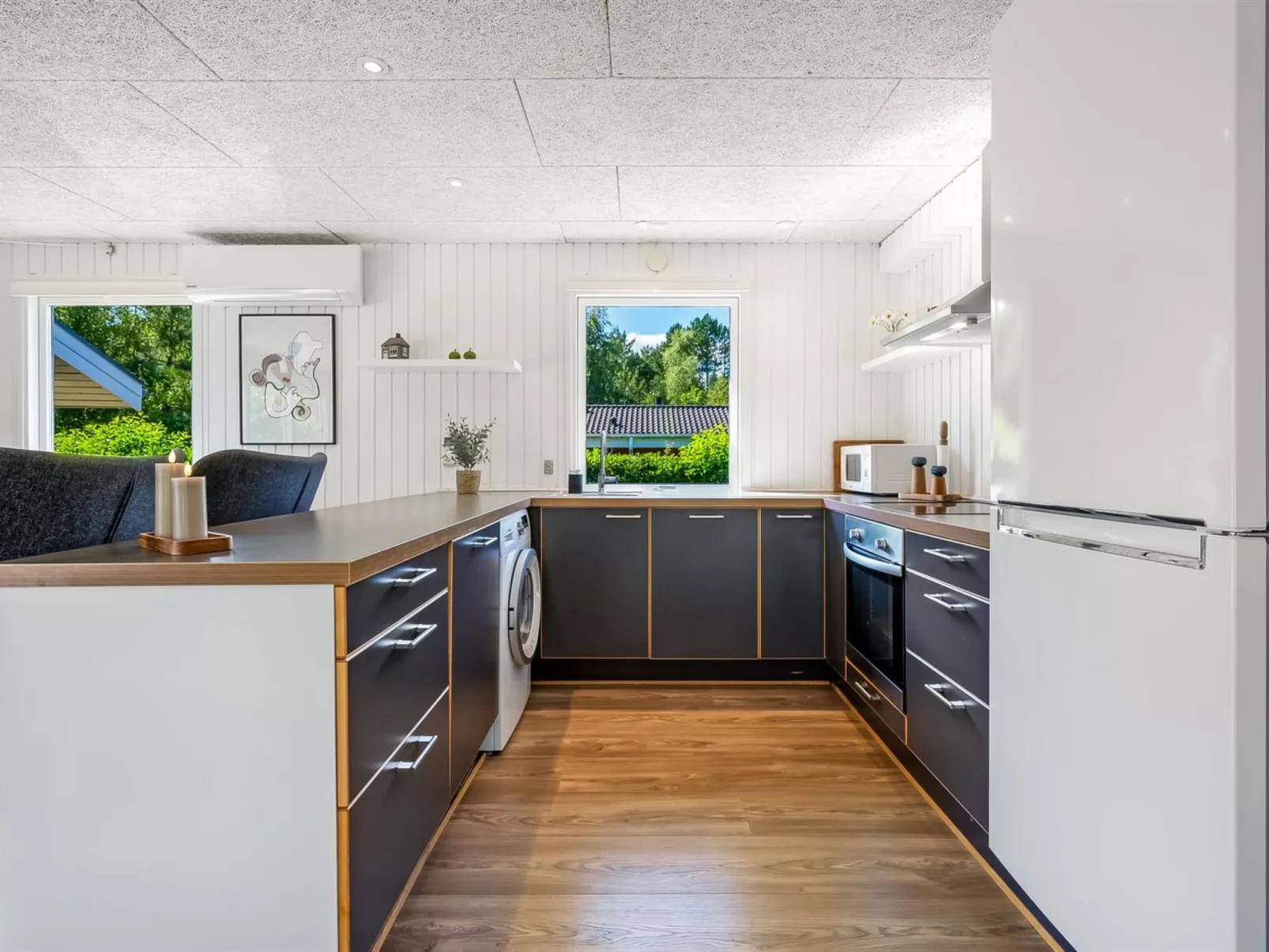 "Lillebror" - 7km from the sea-Binnen