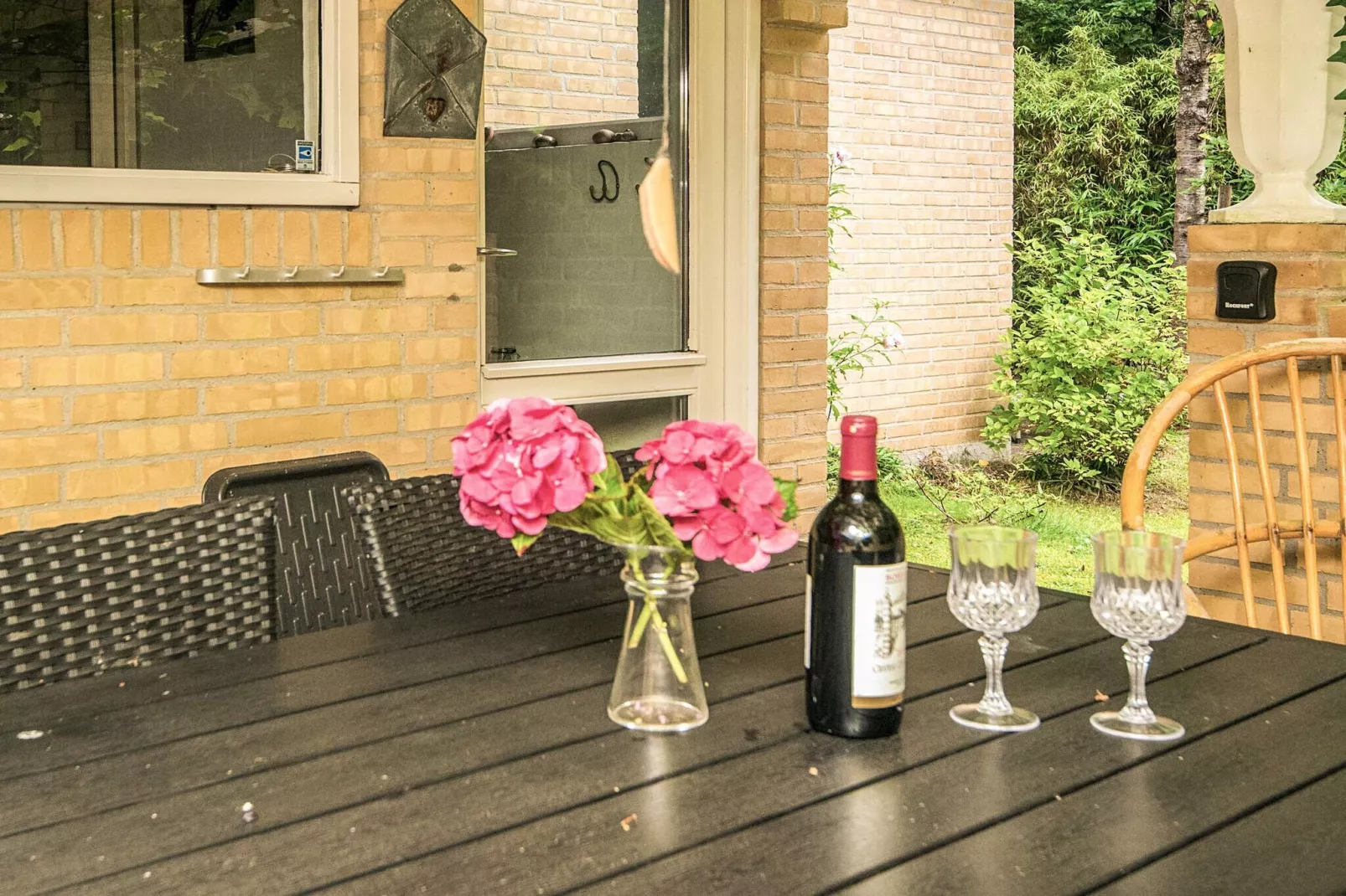 Natuurhuisje met terras van Gudena-Uitzicht